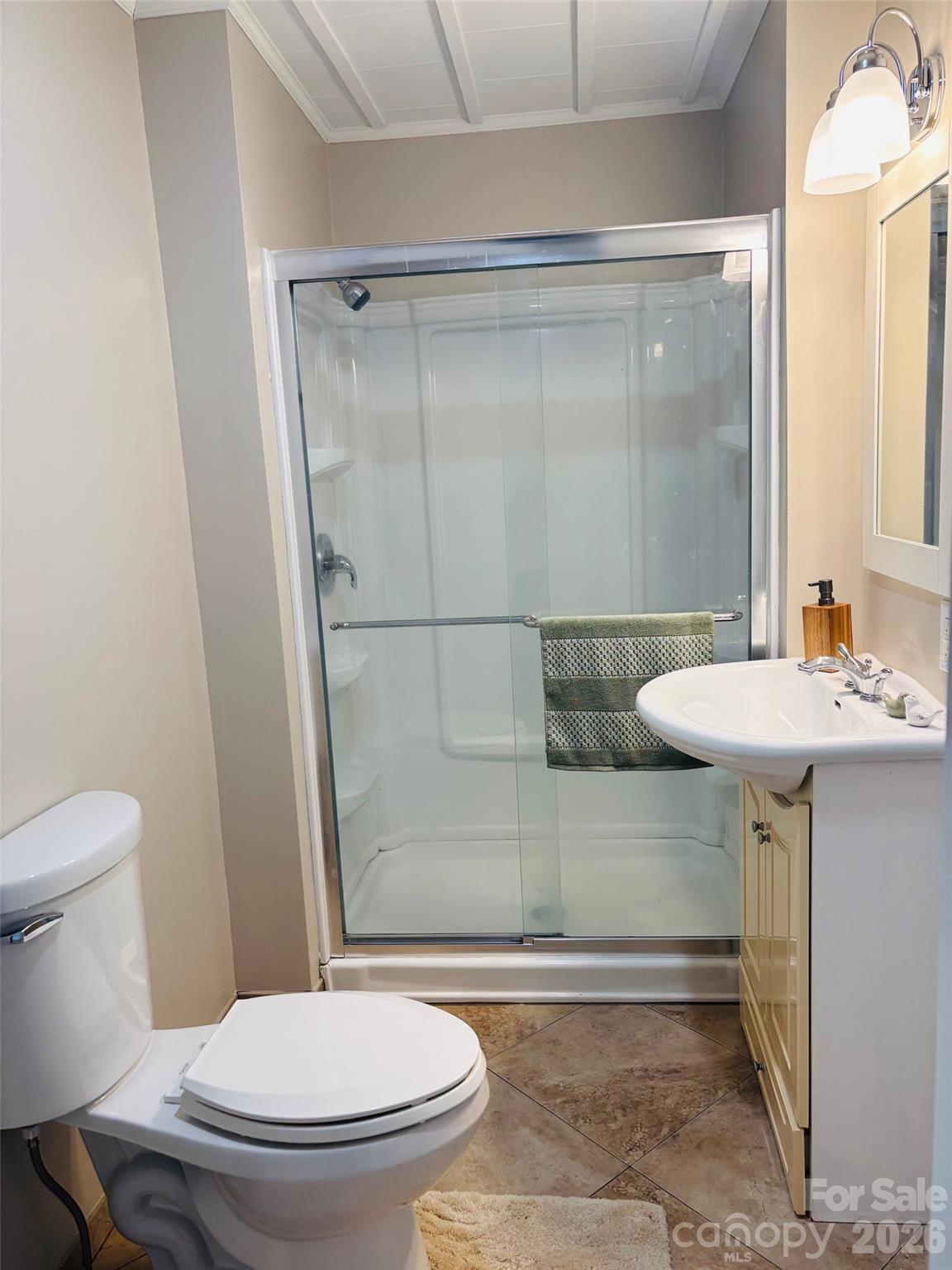 168 Collins Avenue Property Photo 16