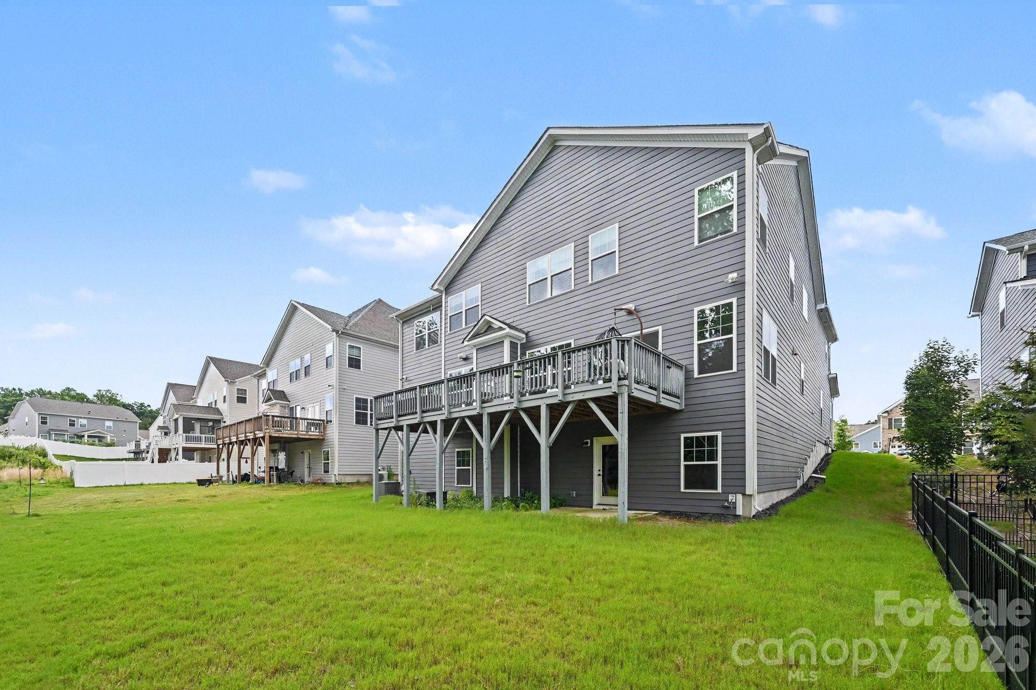3025 Haley Circle Property Photo 32