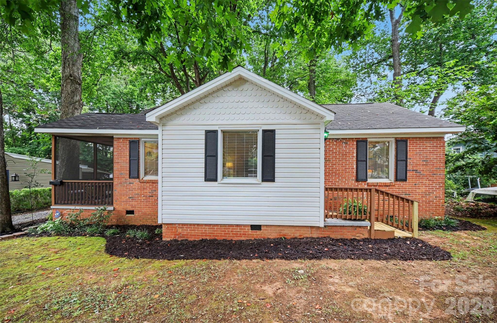 406 Nims Street Property Photo 2