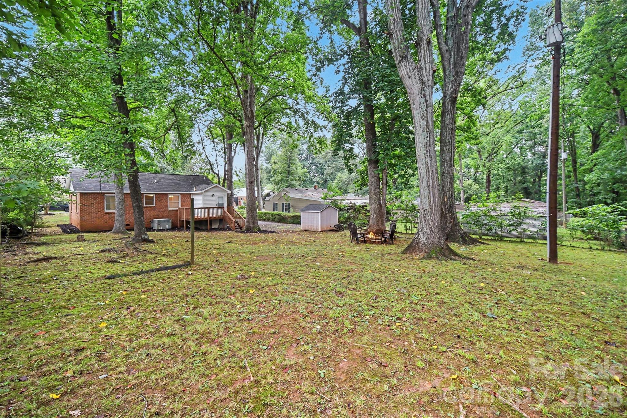 406 Nims Street Property Photo 5