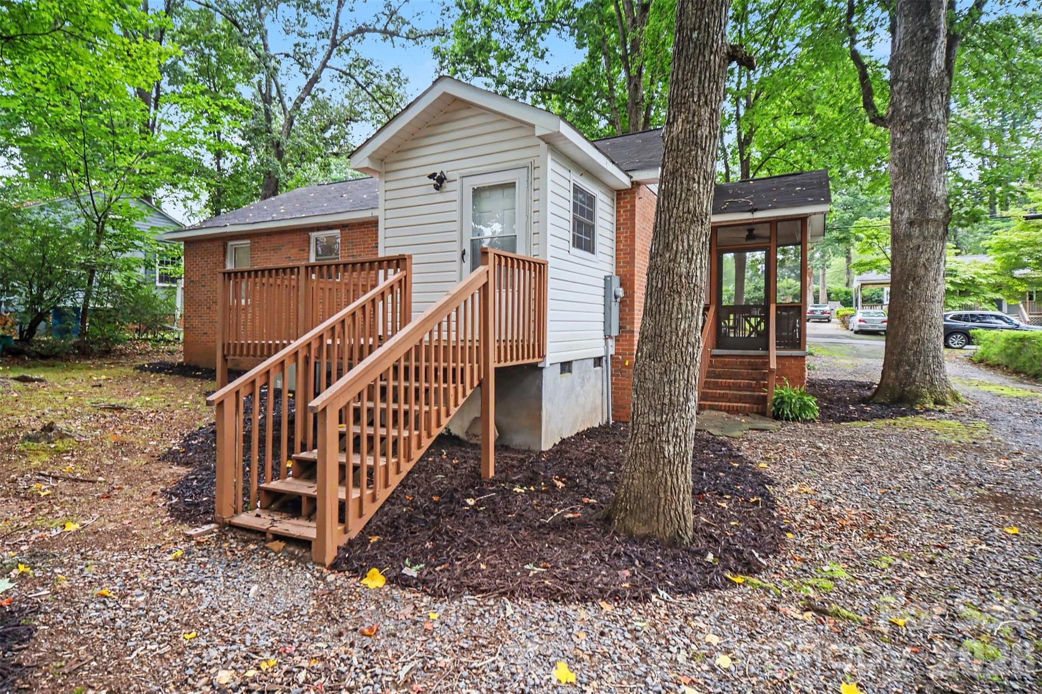 406 Nims Street Property Photo 32