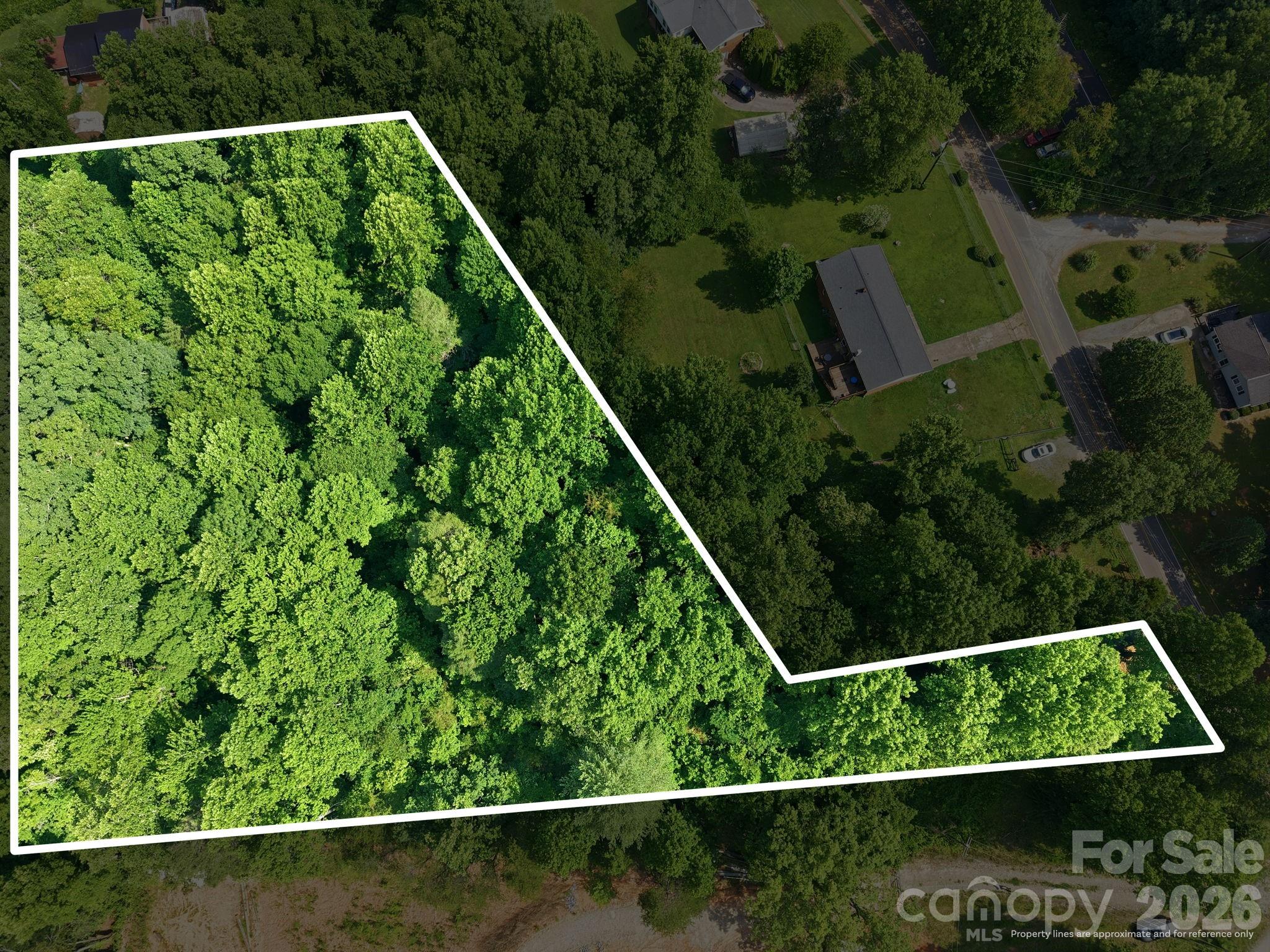 1 Bud Drive Property Photo 1