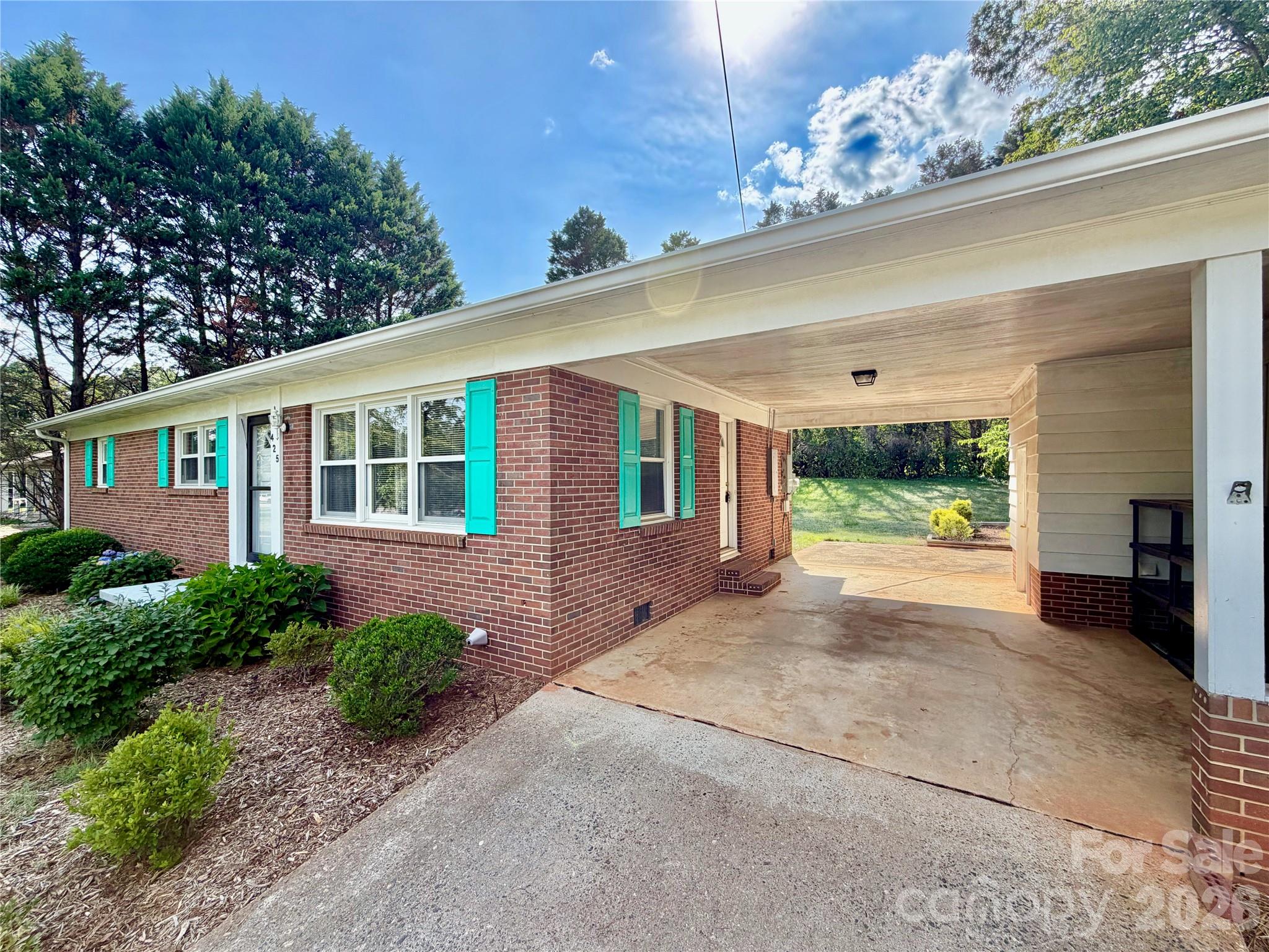 425 Bost Road Property Photo 2