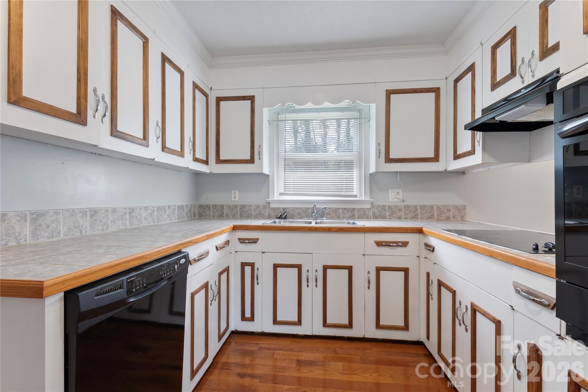 425 Bost Road Property Photo 9