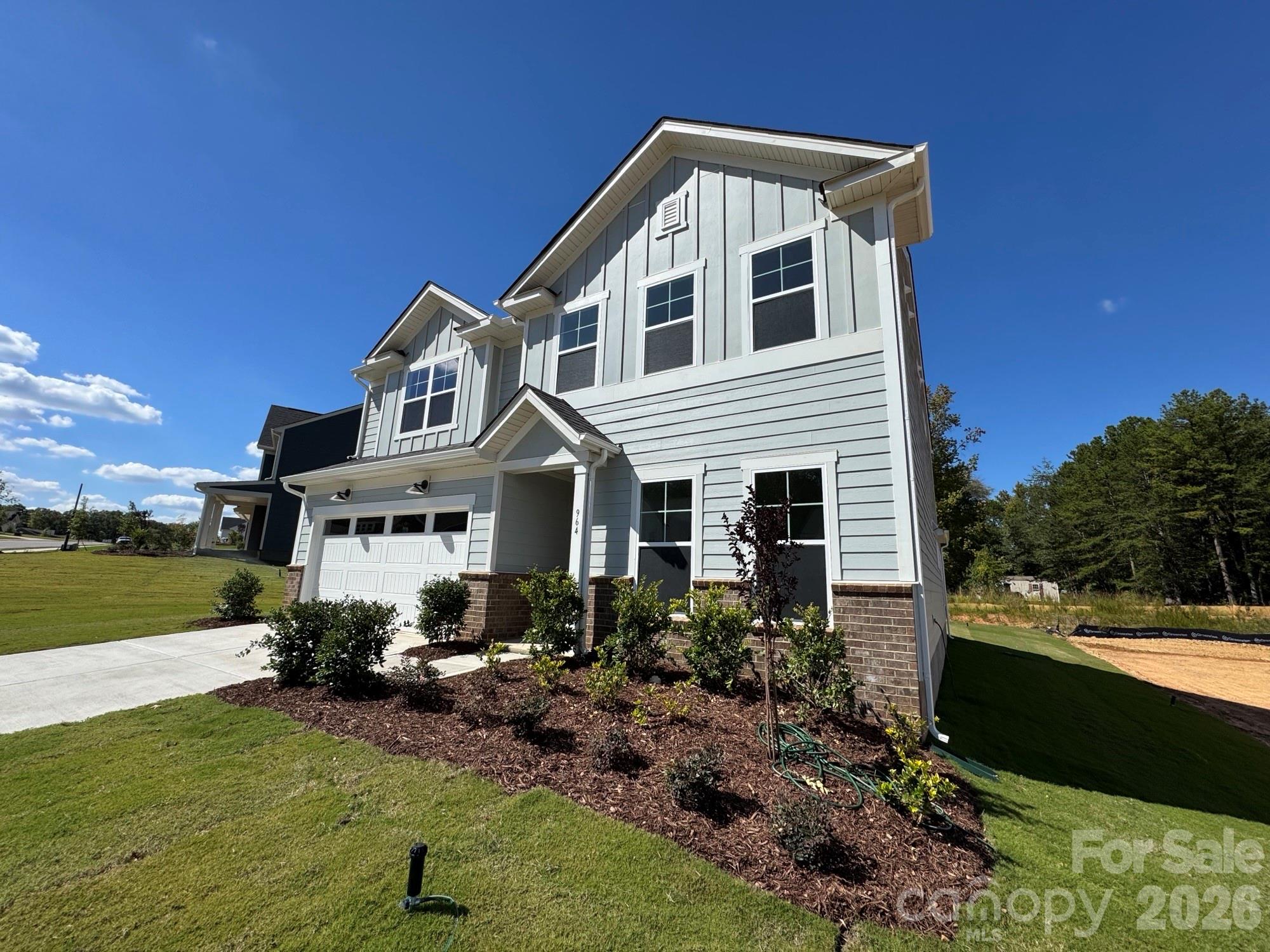 964 Kinship Drive Property Photo 3