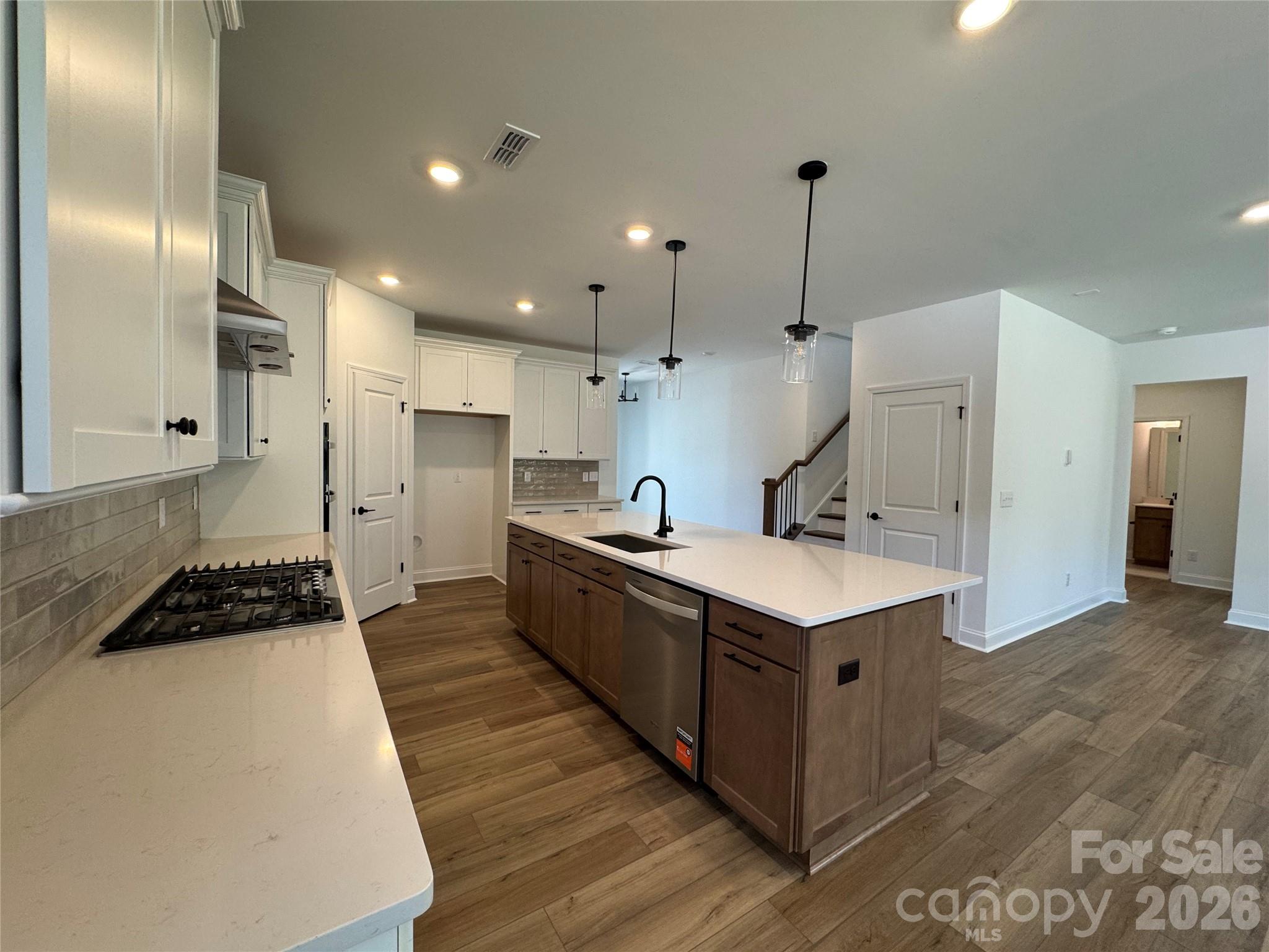 964 Kinship Drive Property Photo 9
