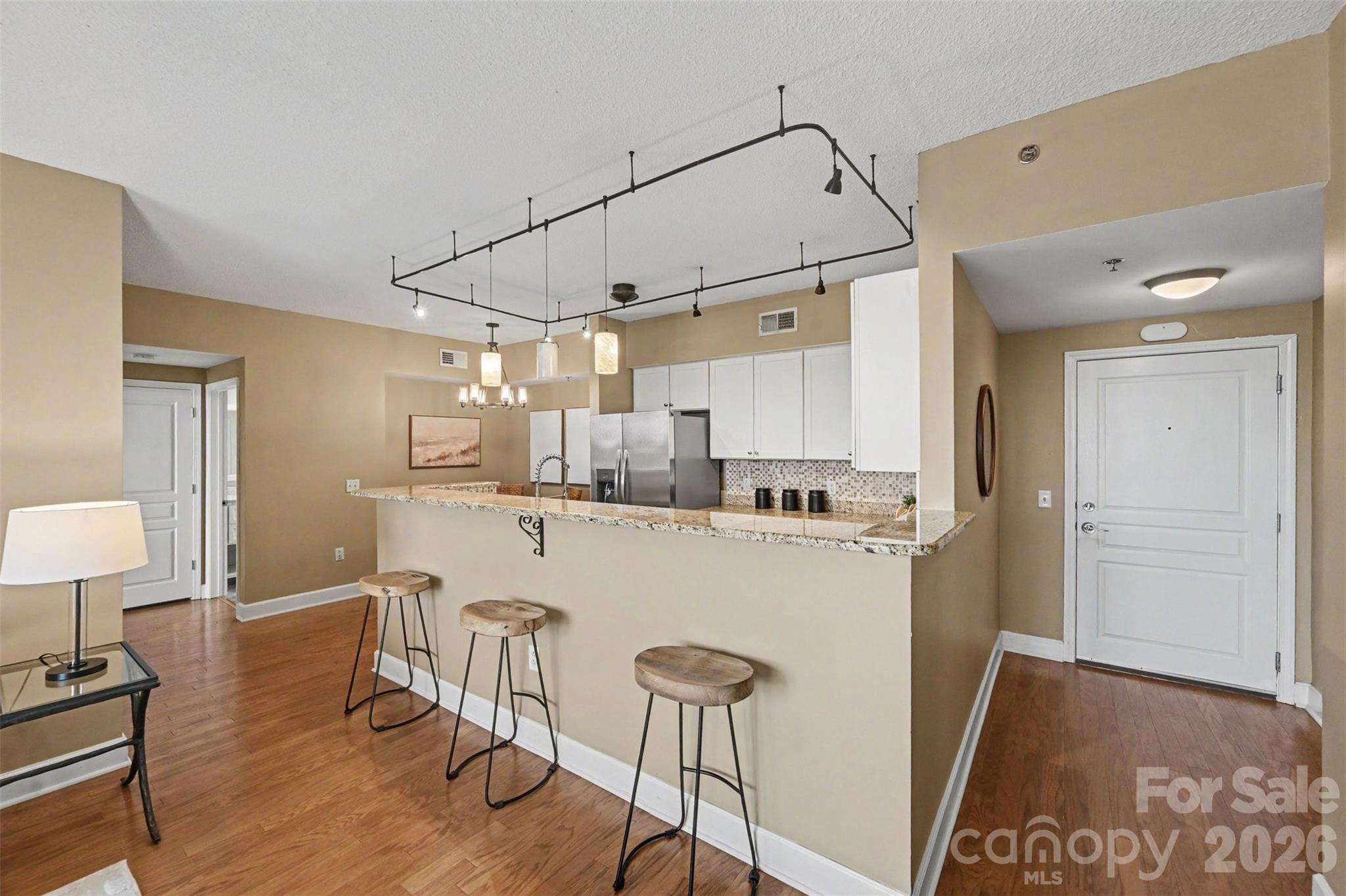 1315 East Boulevard 720 Property Photo 5