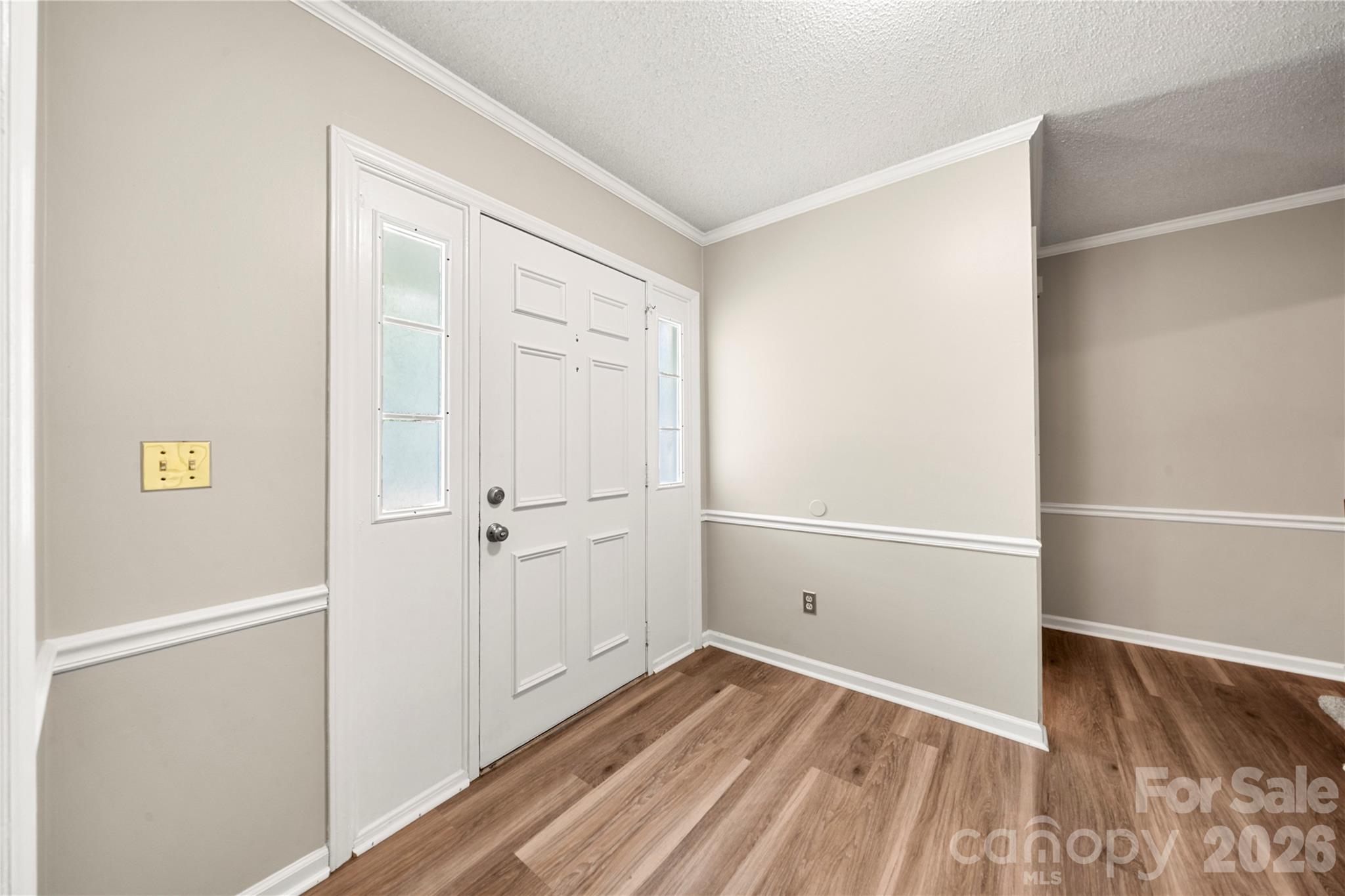 628 Bellows Lane Property Photo 4