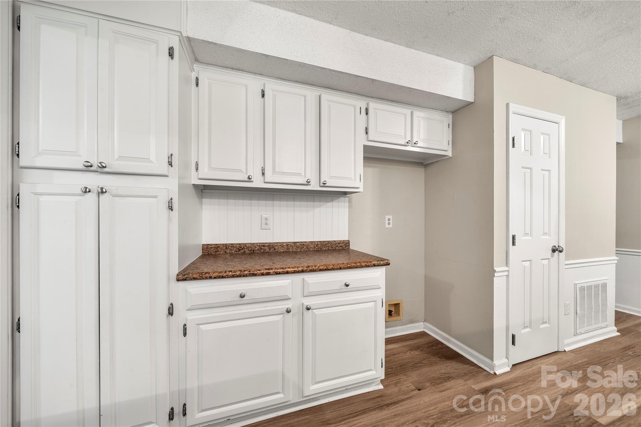 628 Bellows Lane Property Photo 14