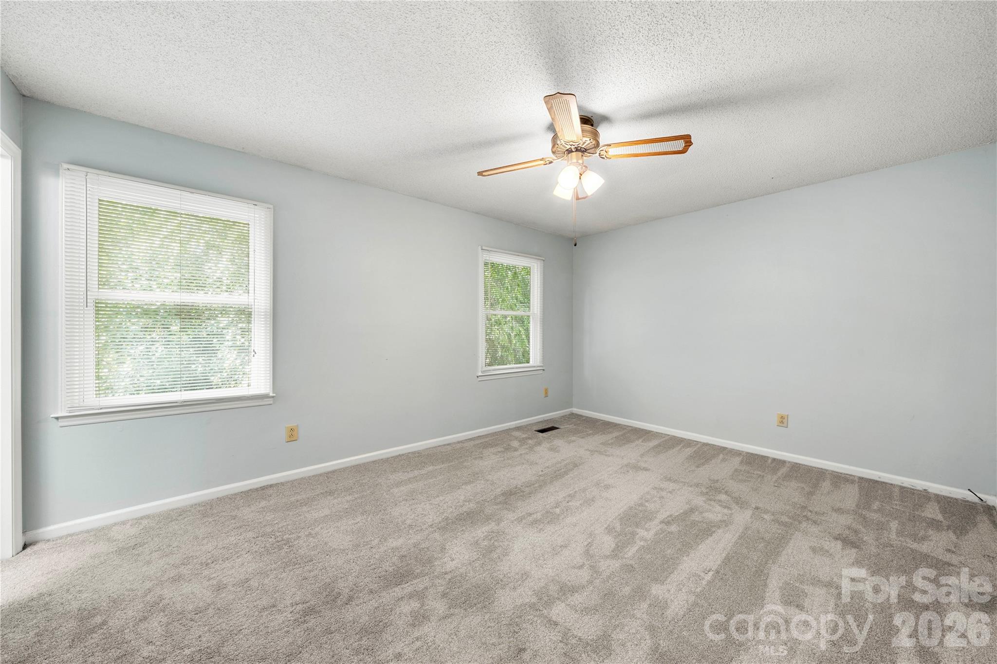 628 Bellows Lane Property Photo 22