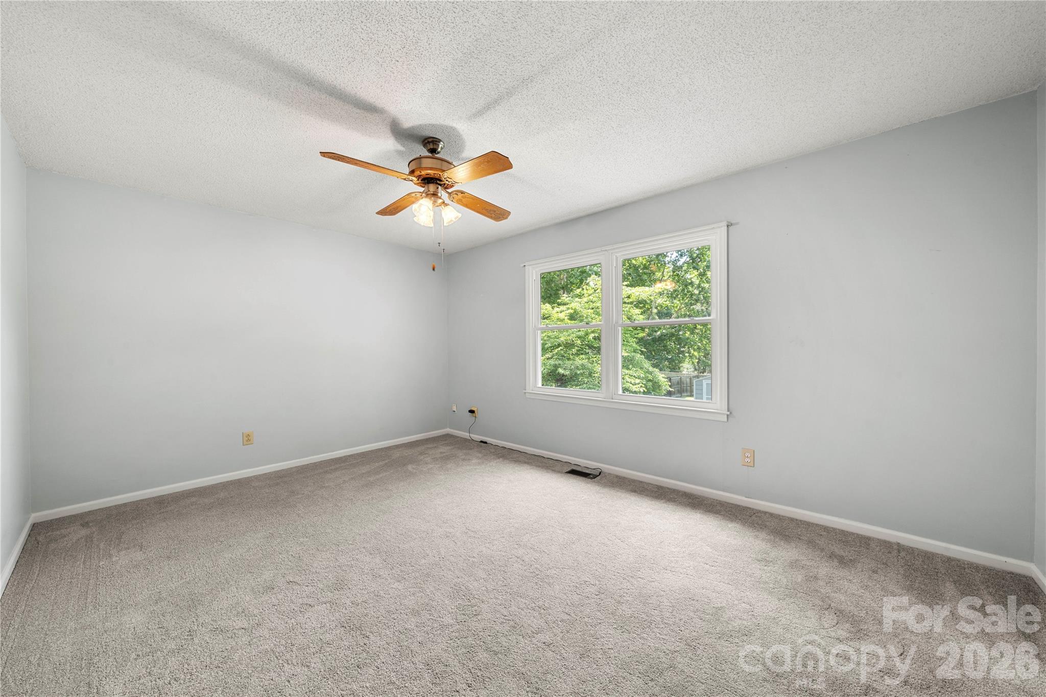 628 Bellows Lane Property Photo 32