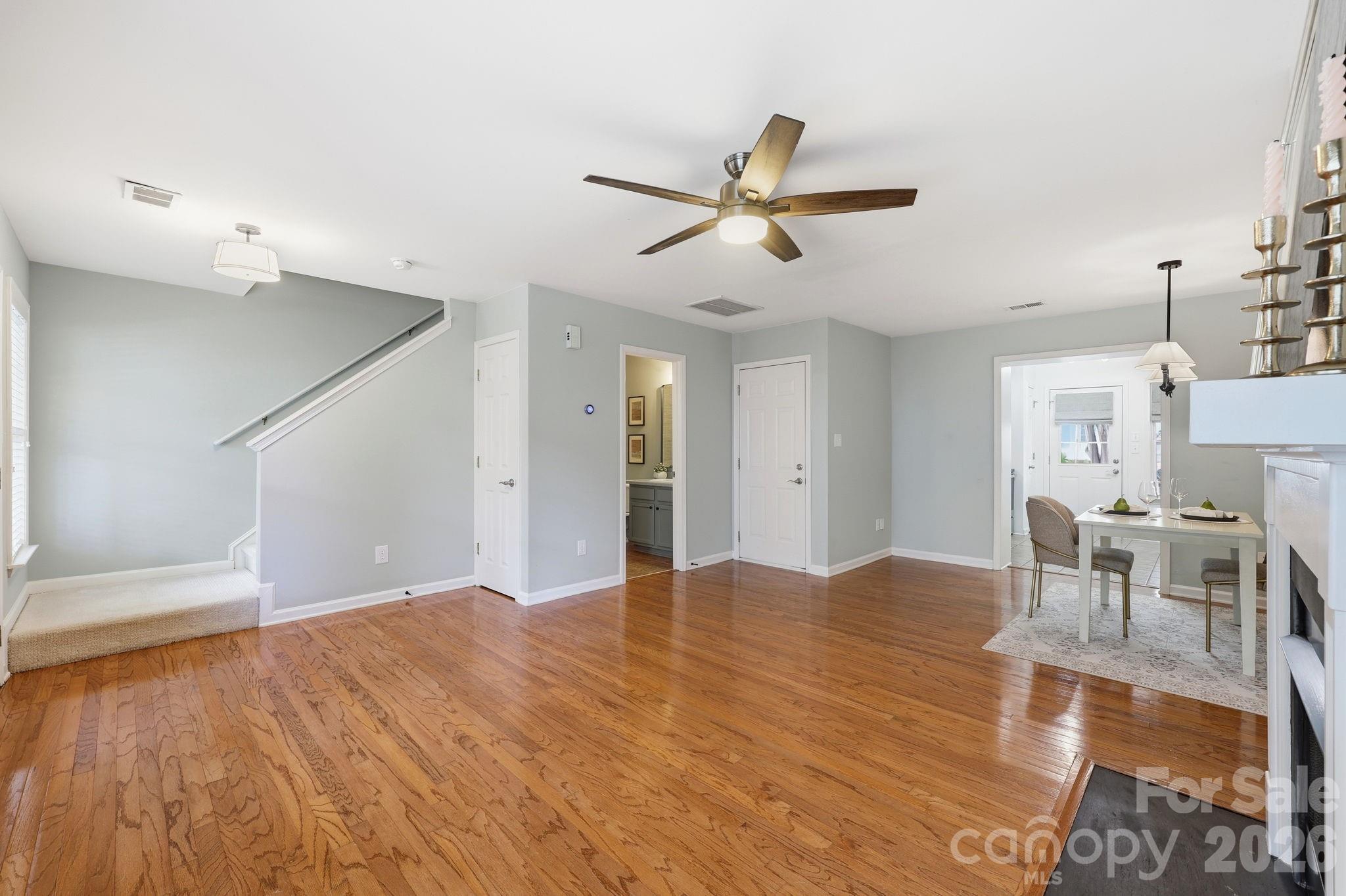 17307 Villanova Road Property Photo 5