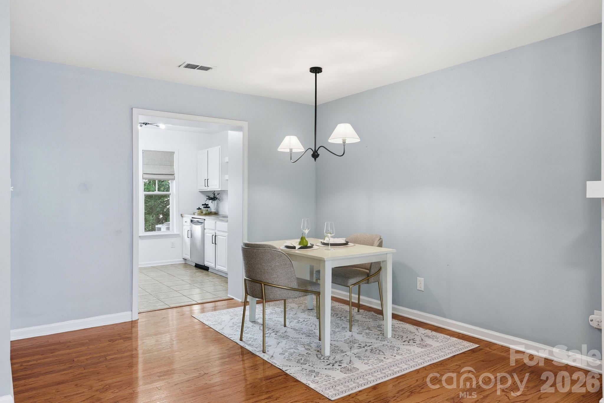 17307 Villanova Road Property Photo 6