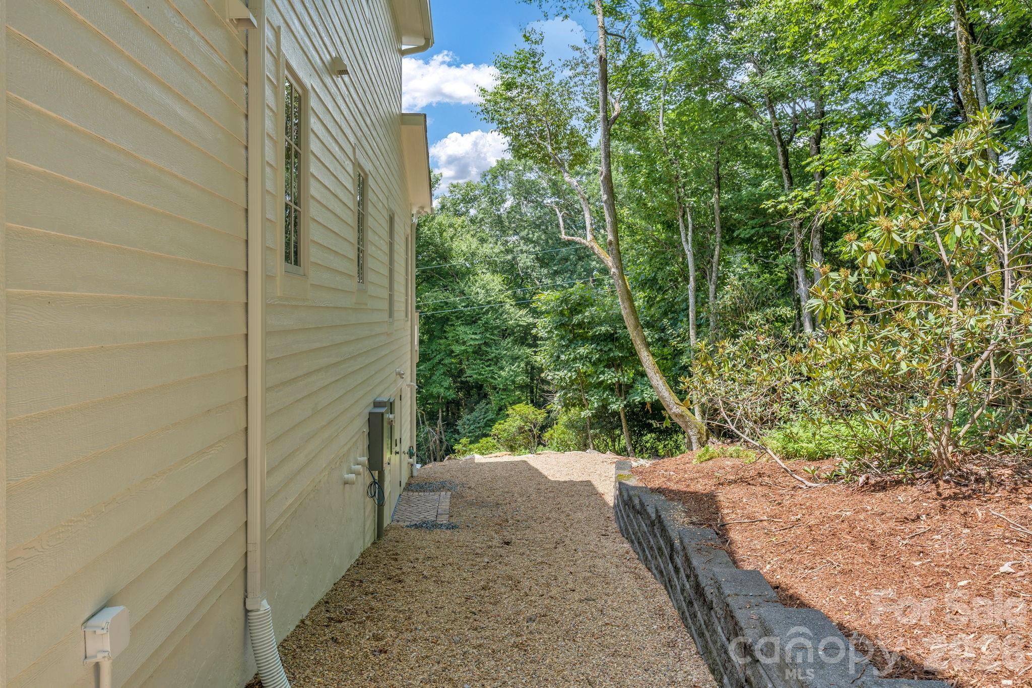 253 Old Boone Road Property Photo 44