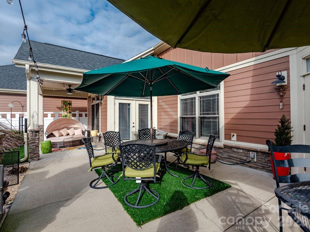 19 Westfield Way Property Photo 30