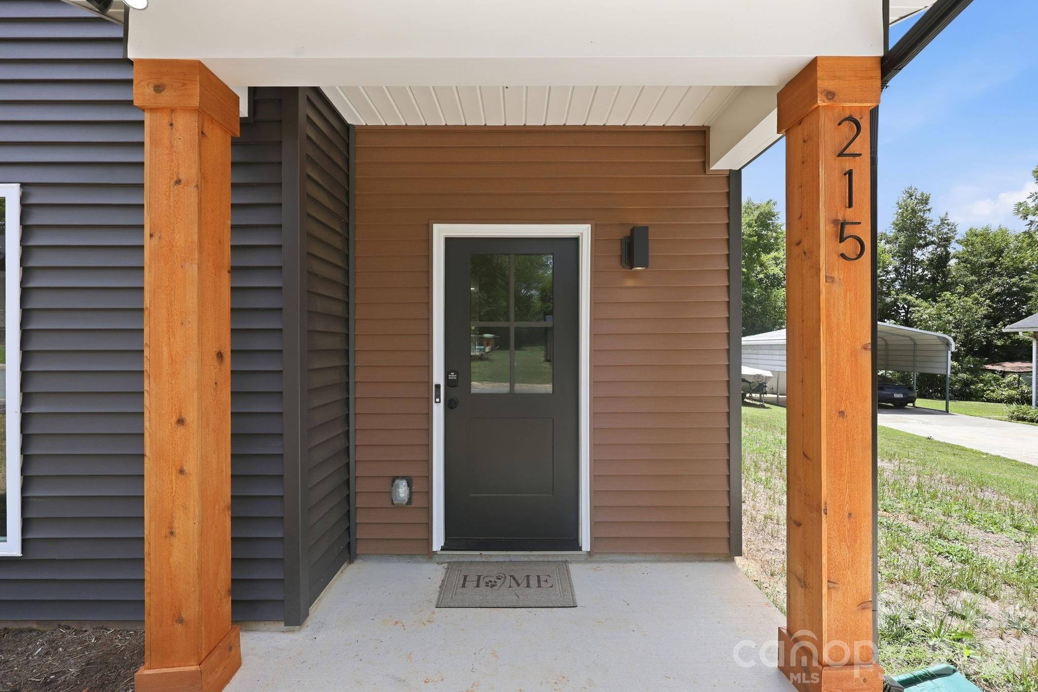 215 Green Street Property Photo 1