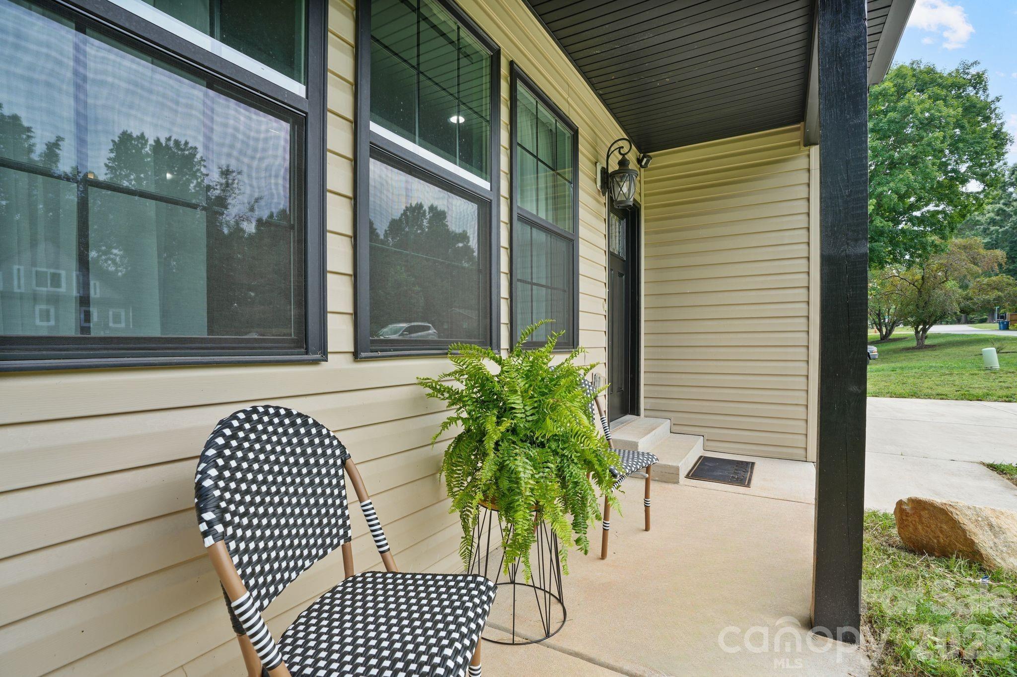 544 30th Avenue Property Photo 5