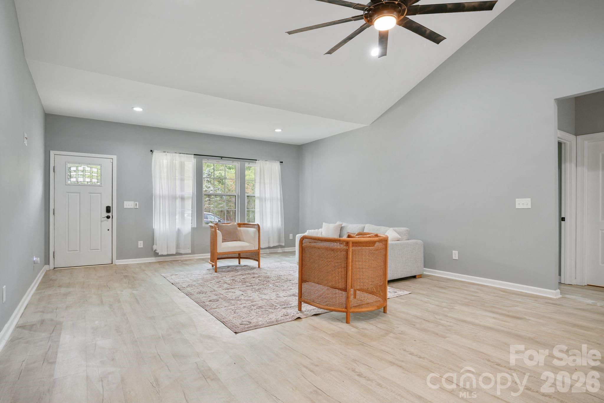 544 30th Avenue Property Photo 8