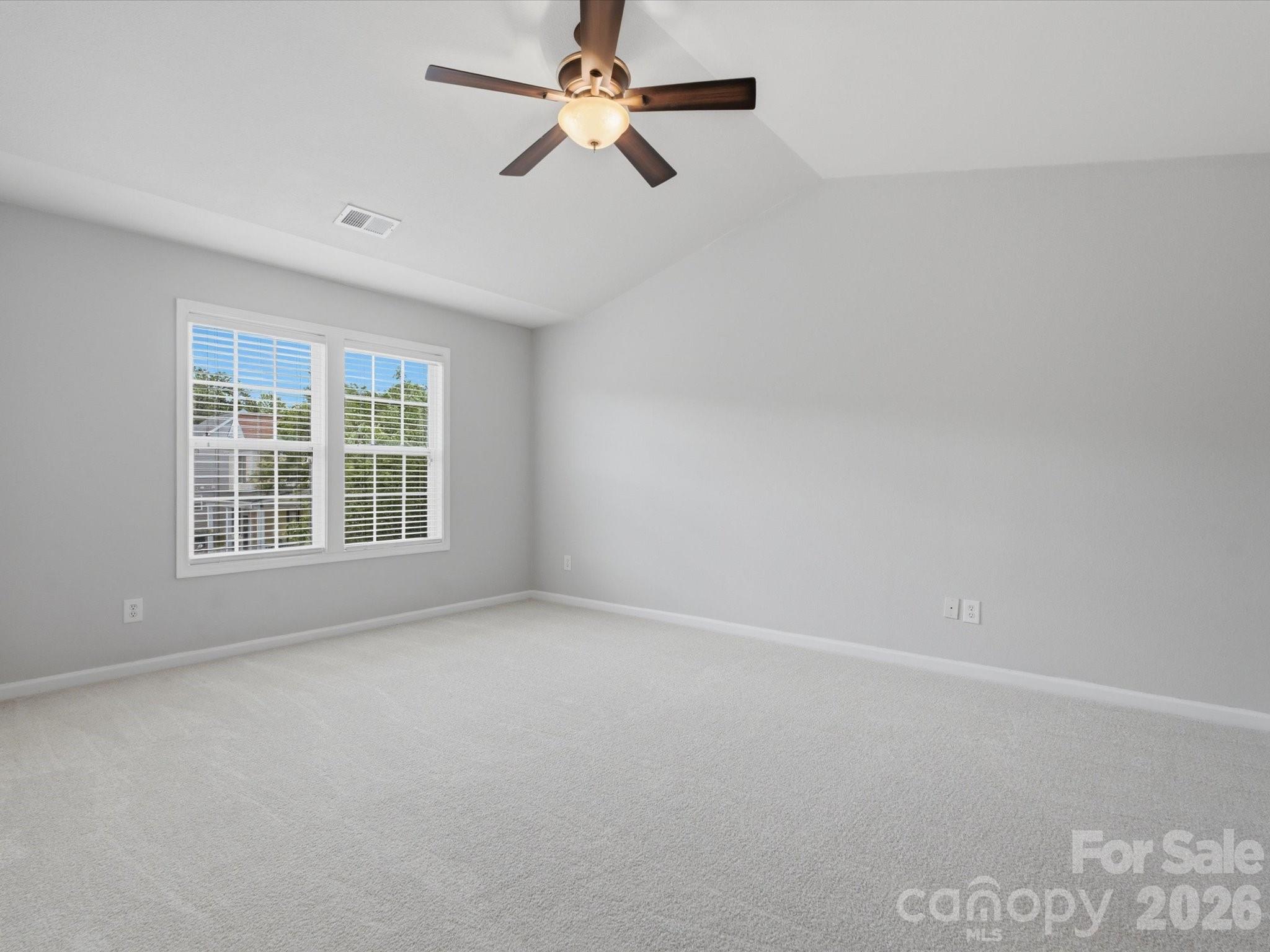 4011 Abbotsbury Drive Property Photo 10