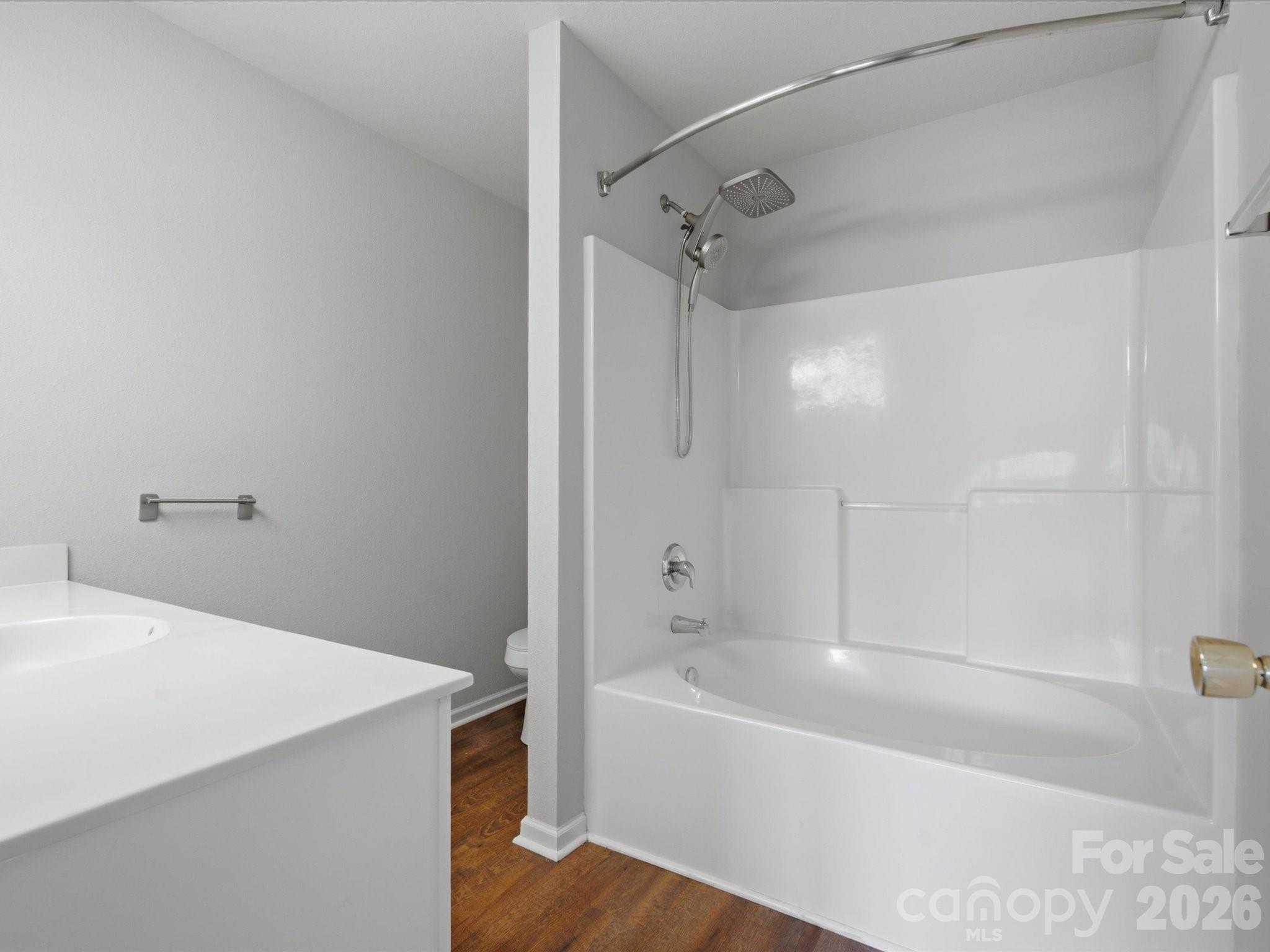 4011 Abbotsbury Drive Property Photo 13