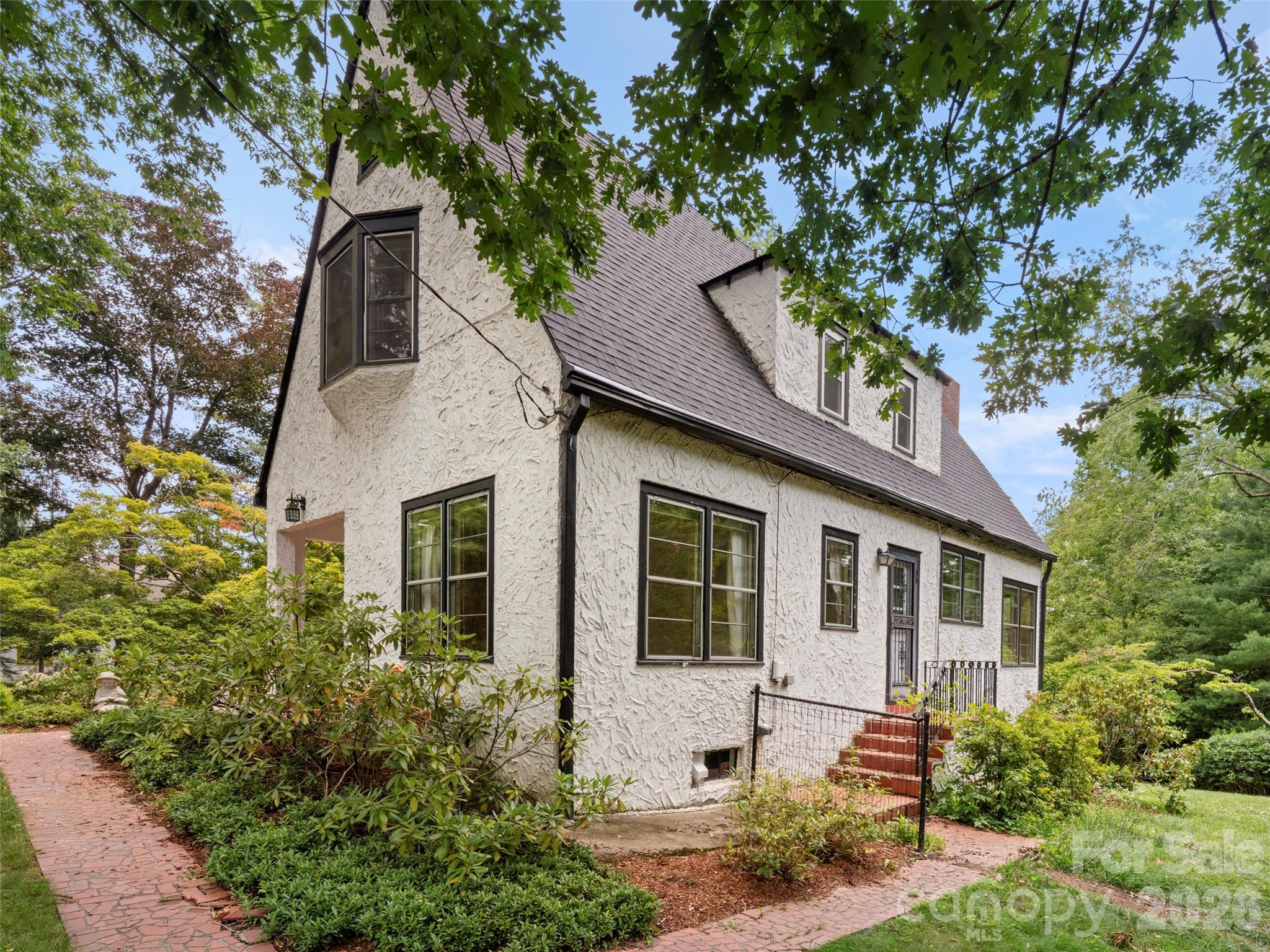 5 Normandy Road Property Photo 3