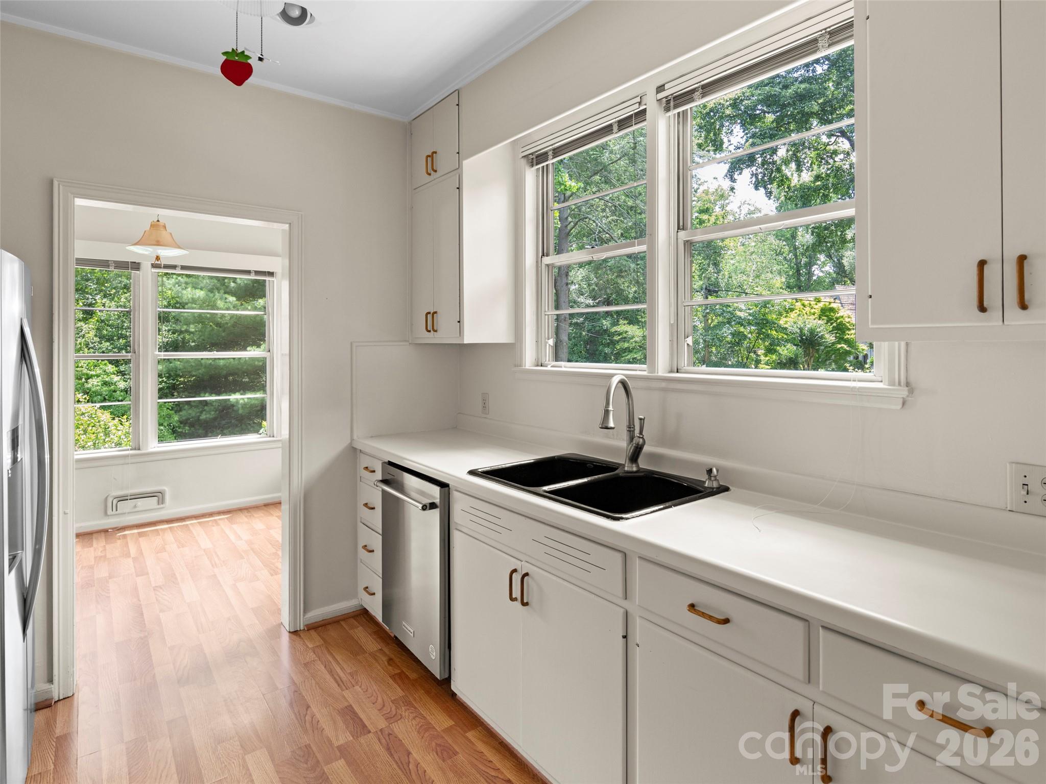 5 Normandy Road Property Photo 16