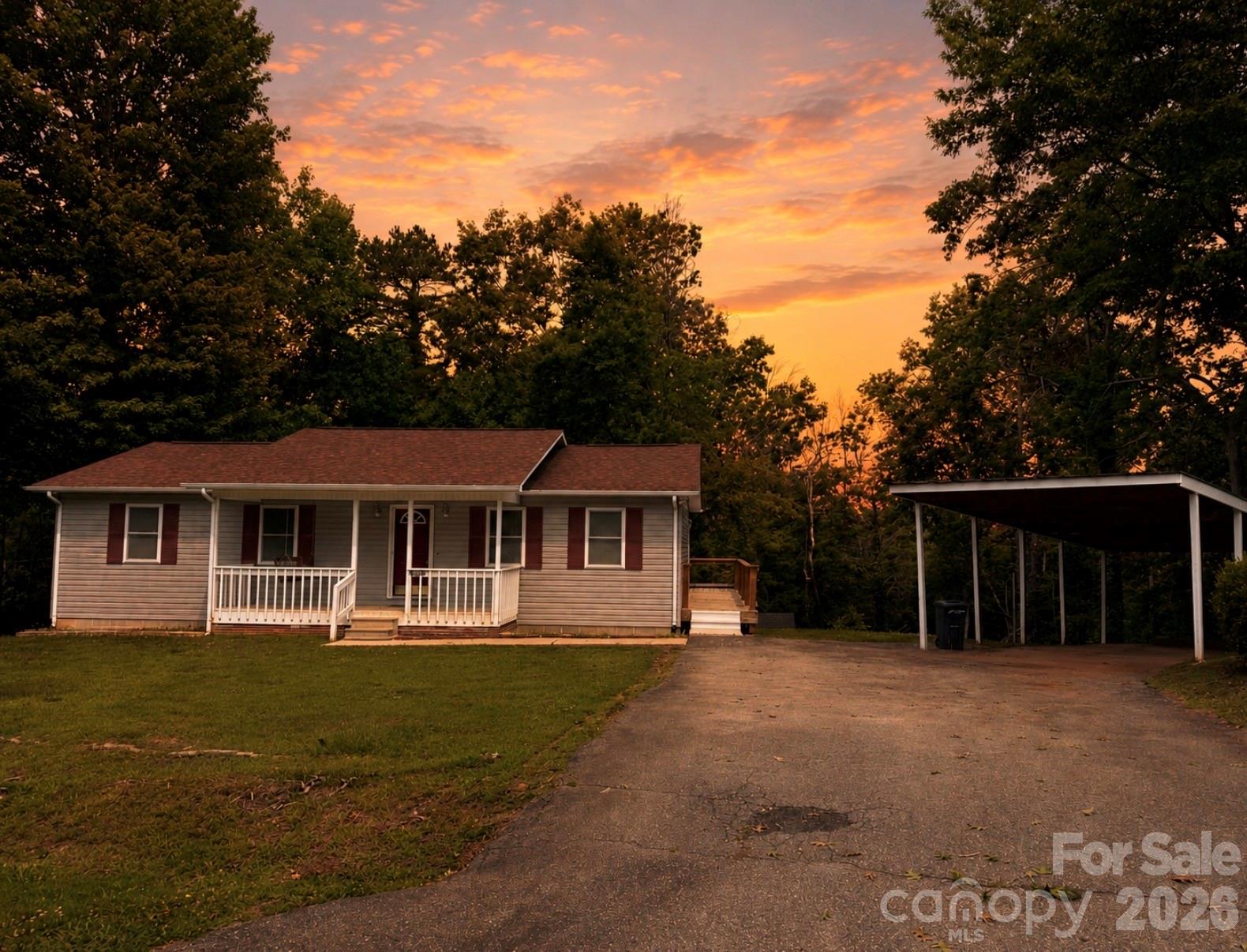 628 Hidden View Loop Property Photo 1