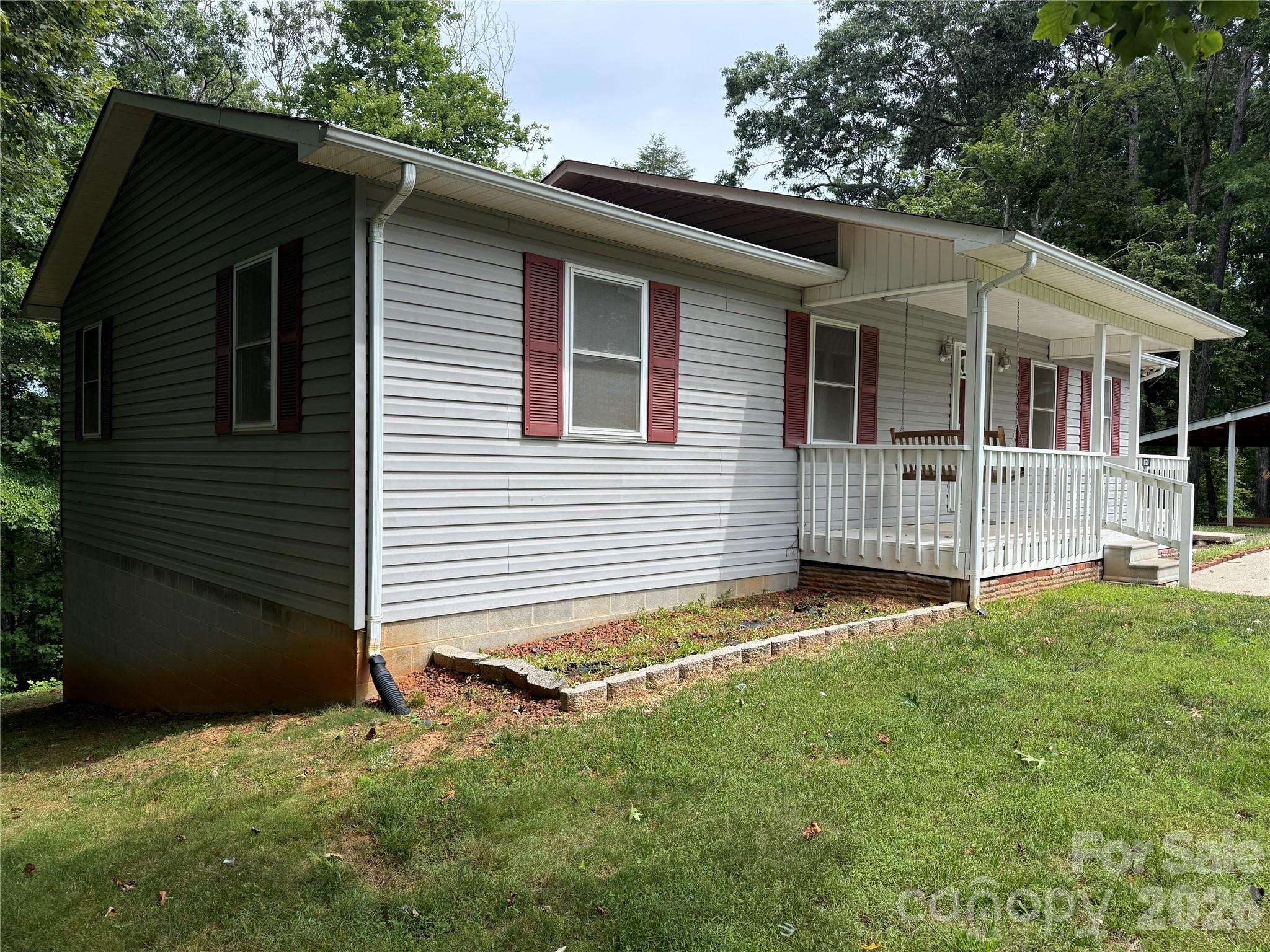 628 Hidden View Loop Property Photo 5
