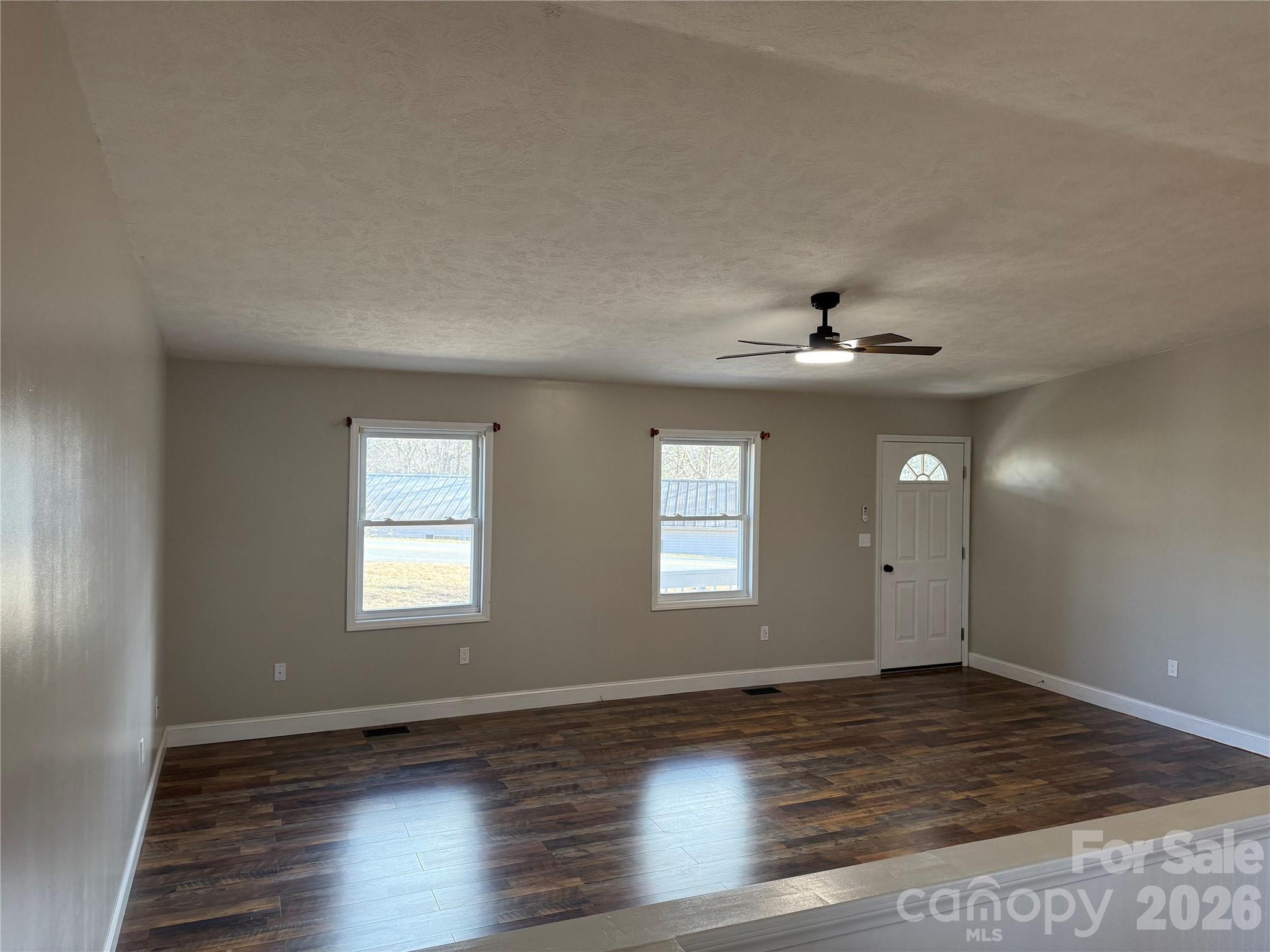 628 Hidden View Loop Property Photo 10
