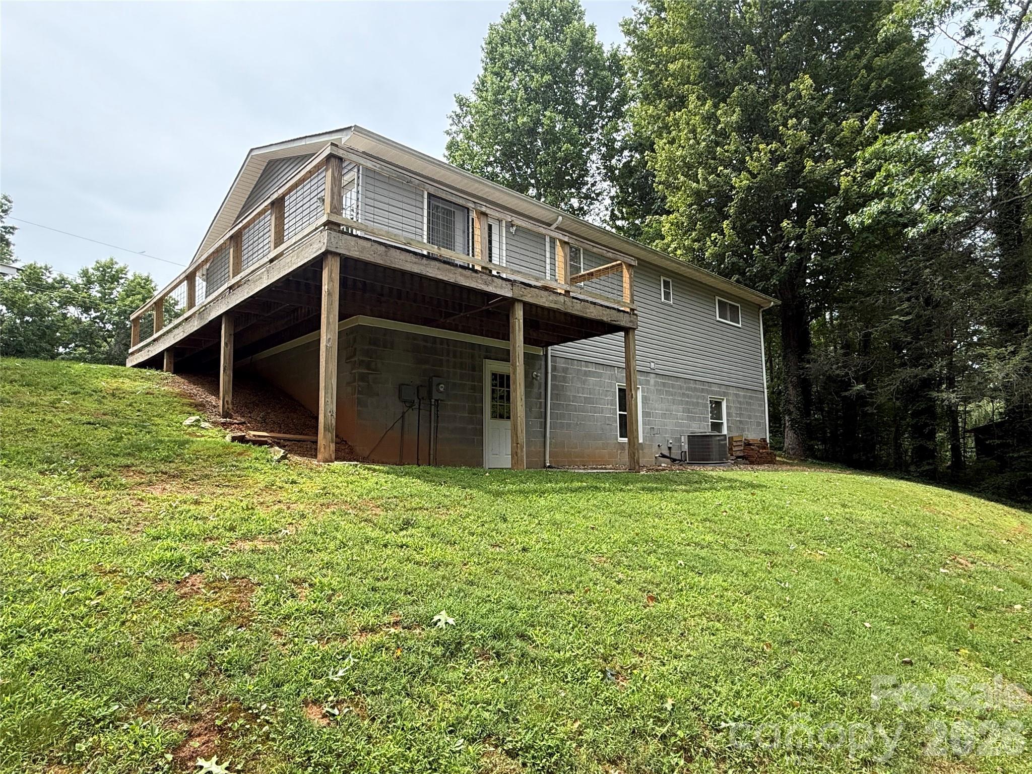 628 Hidden View Loop Property Photo 33