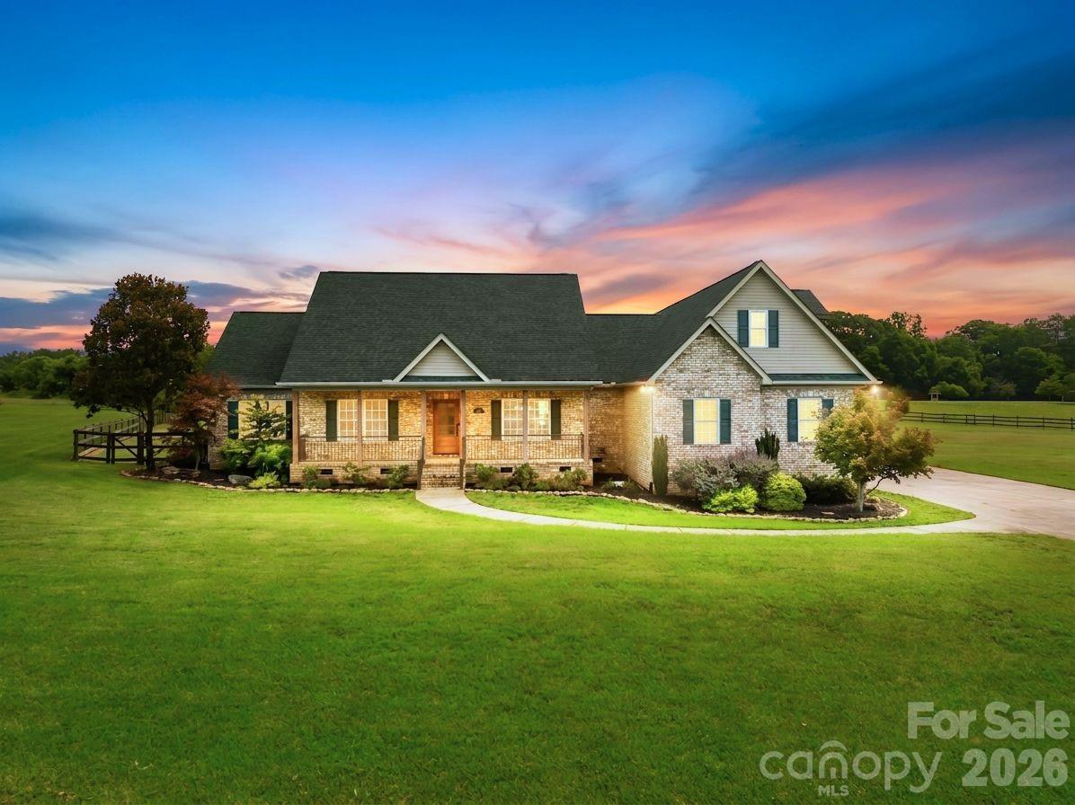 1545 Sides Road Property Photo 2