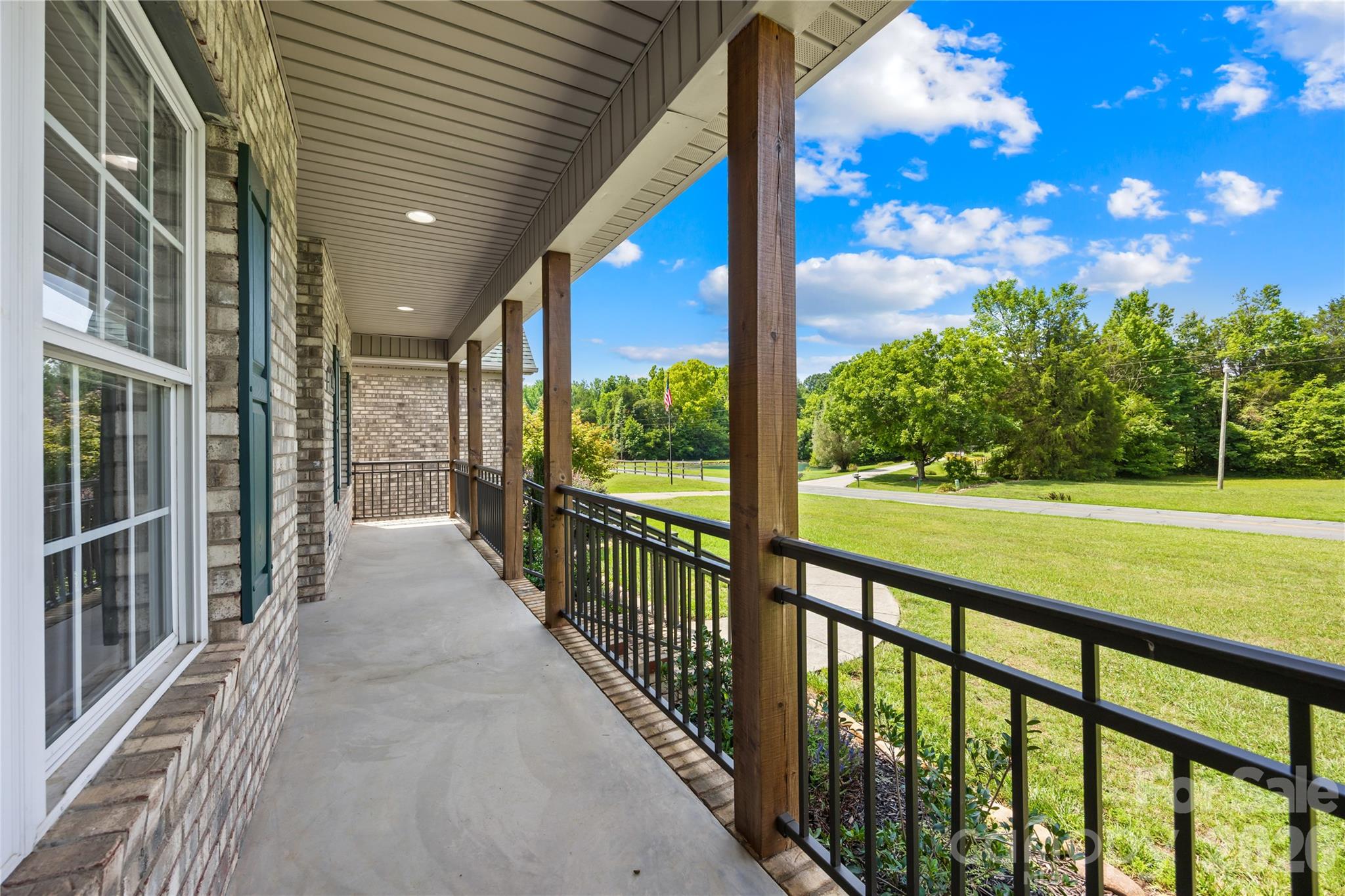 1545 Sides Road Property Photo 4
