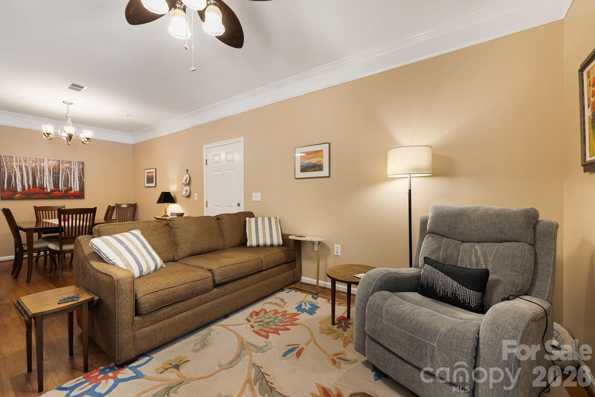 111 Appeldoorn Circle Property Photo 4