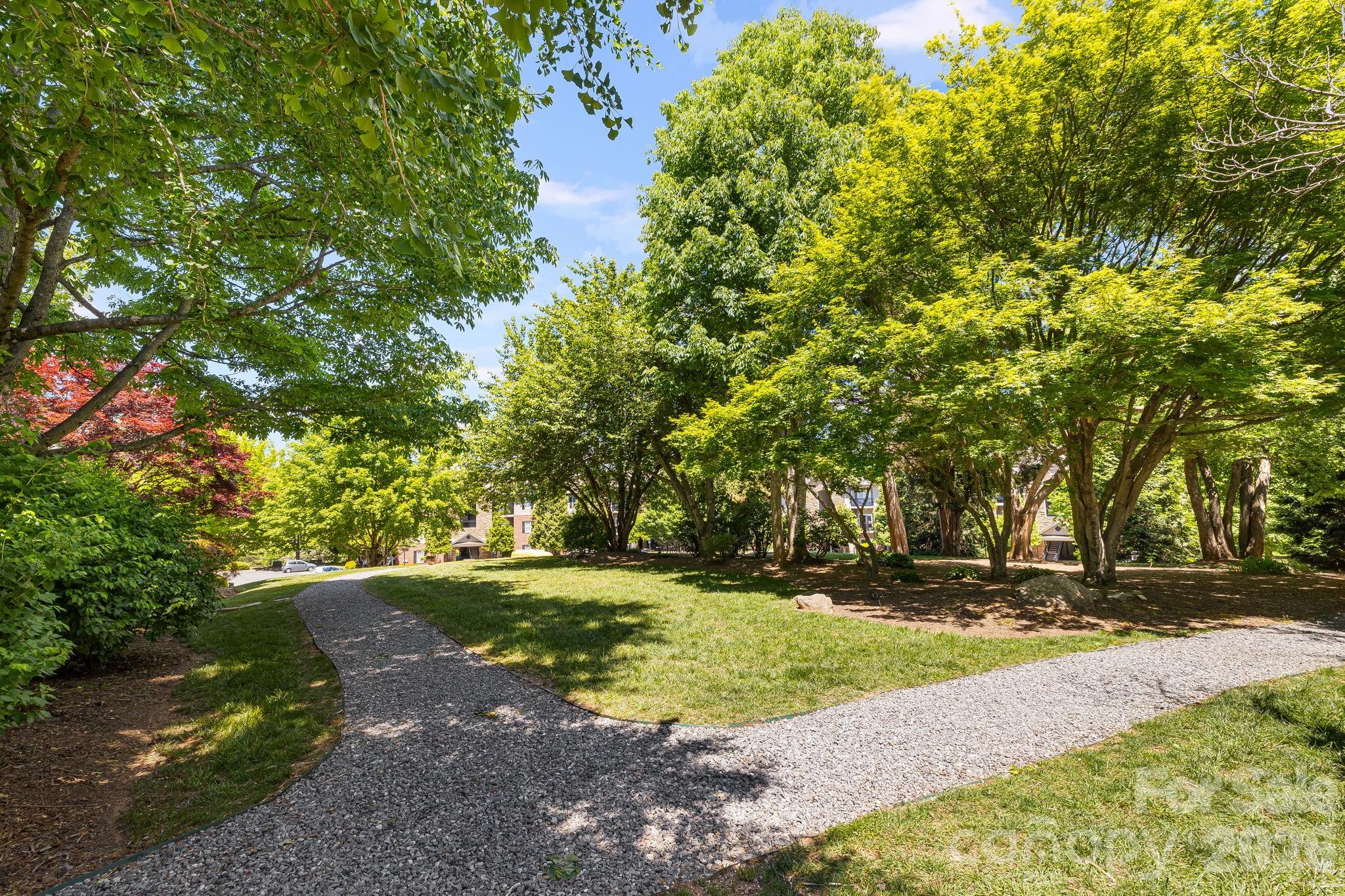 111 Appeldoorn Circle Property Photo 21