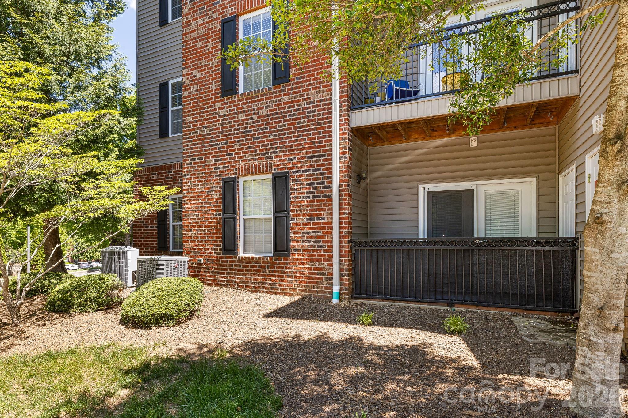 111 Appeldoorn Circle Property Photo 24