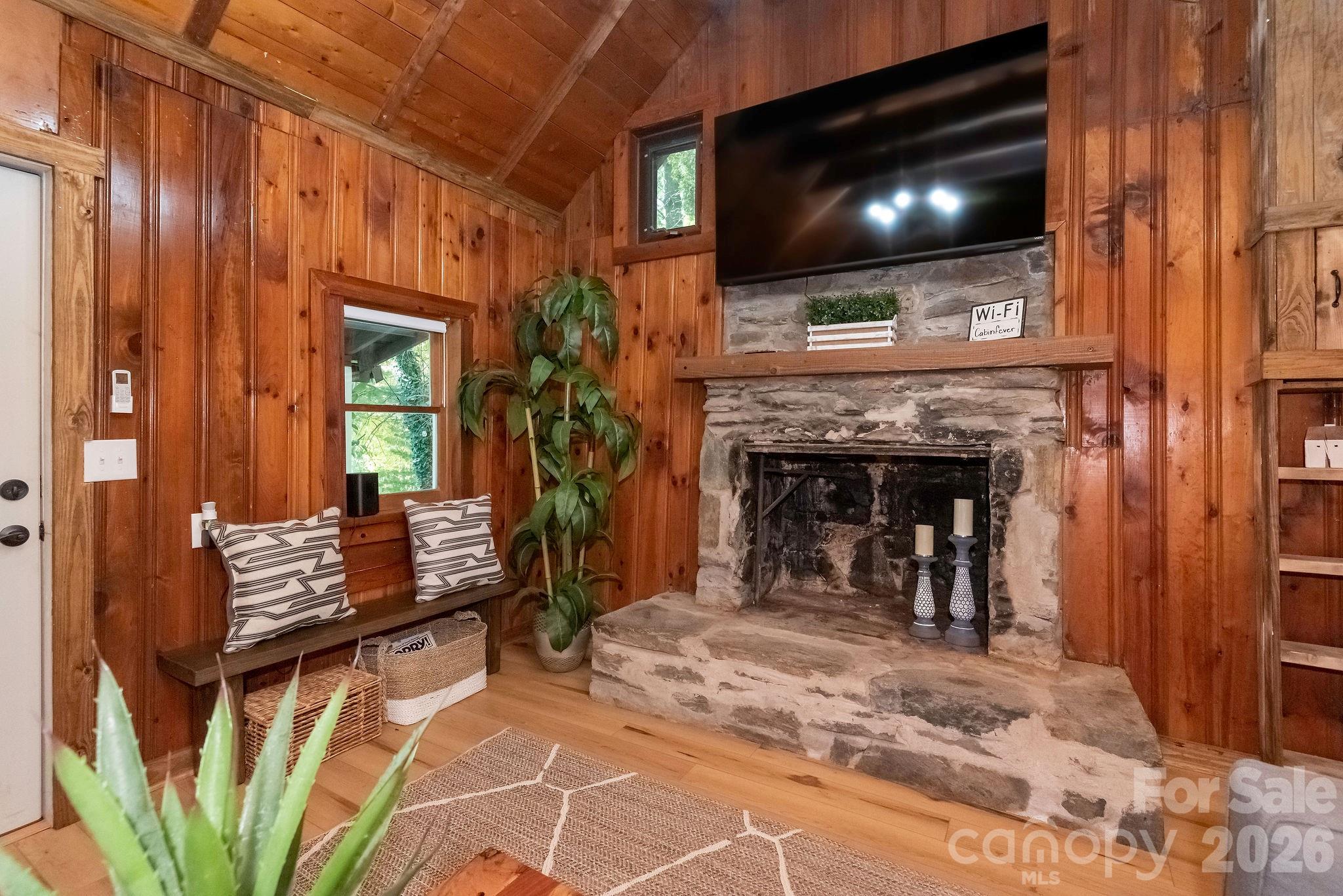 284 Grady Winkler Road Property Photo 6