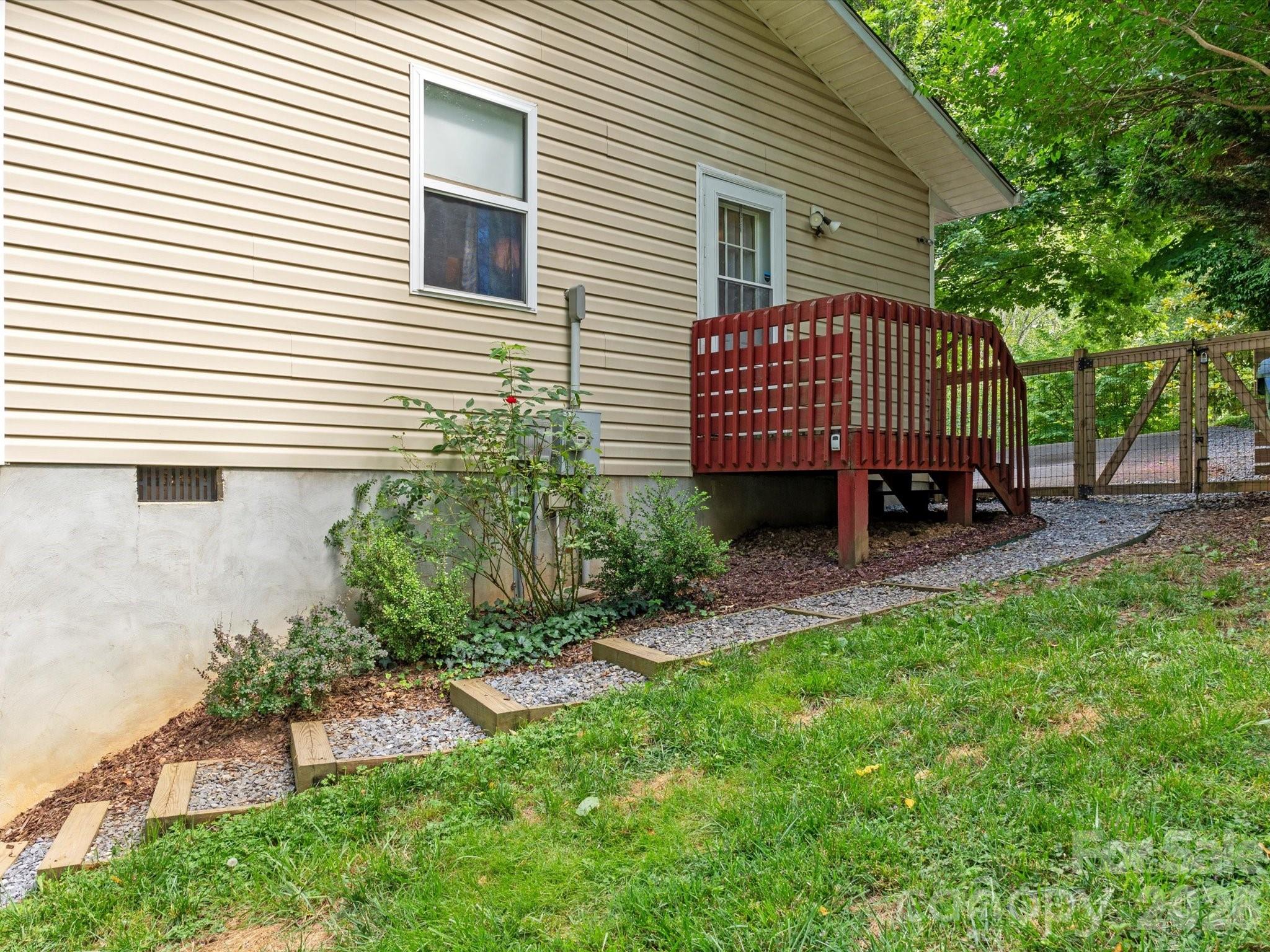22 Wilson Creek Drive Property Photo 24