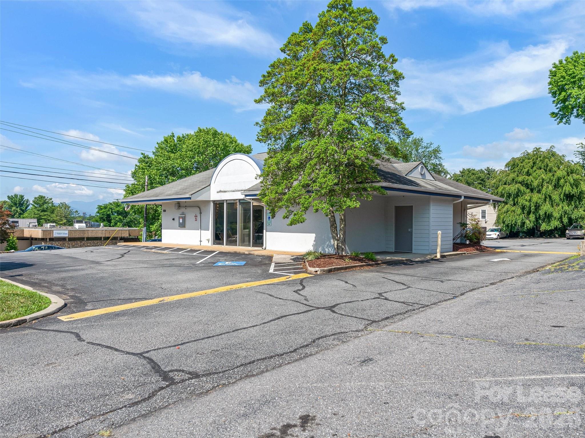 1417 Patton Avenue Property Photo 6