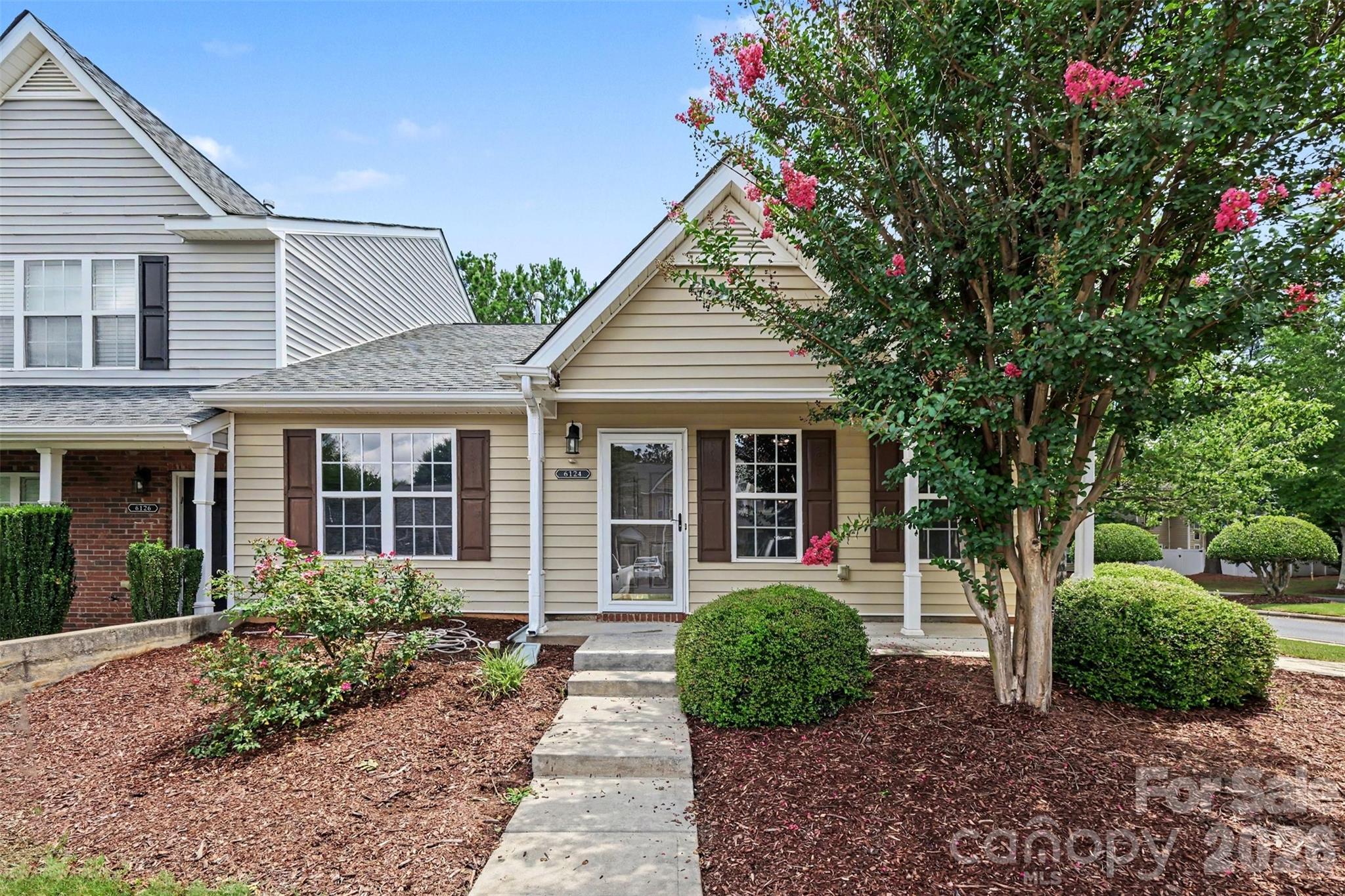 6124 Warrior Avenue Property Photo 2