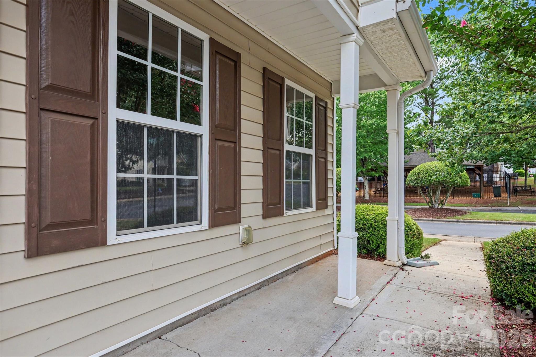6124 Warrior Avenue Property Photo 5