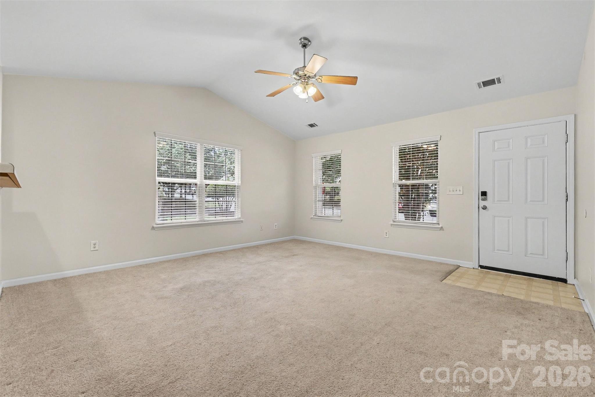 6124 Warrior Avenue Property Photo 6