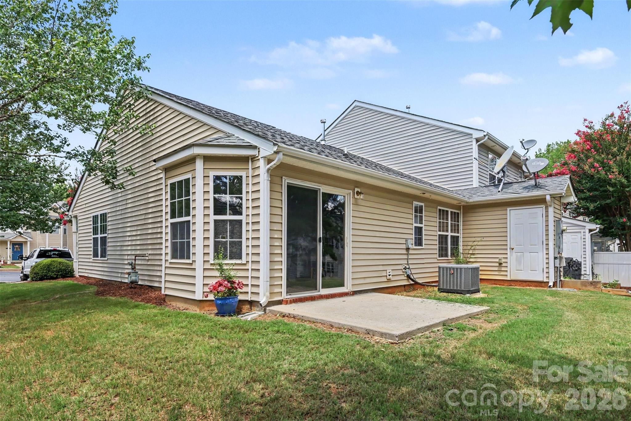 6124 Warrior Avenue Property Photo 22