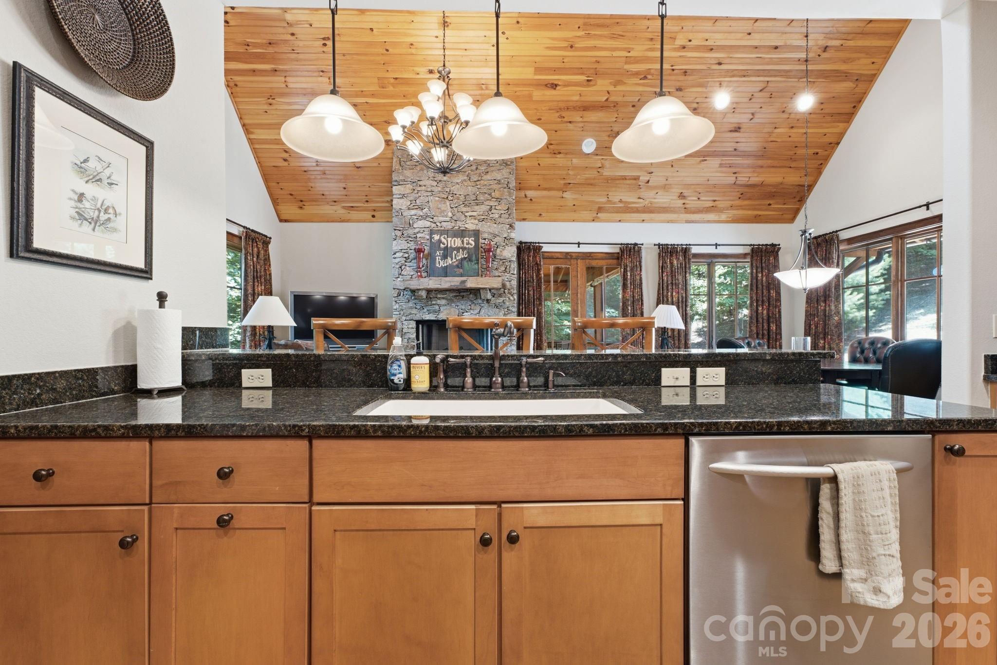 185 Songcatcher Court Property Photo 9