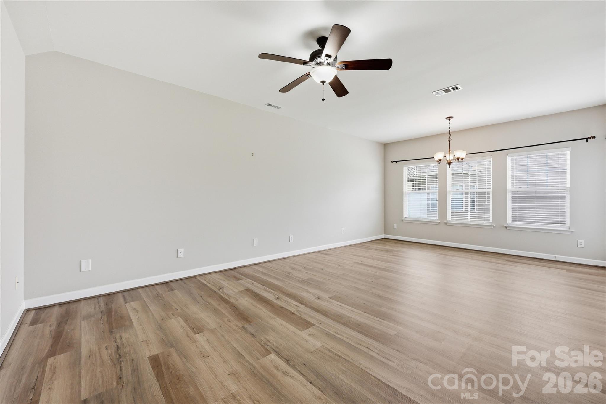 4613 Emily Place Property Photo 5