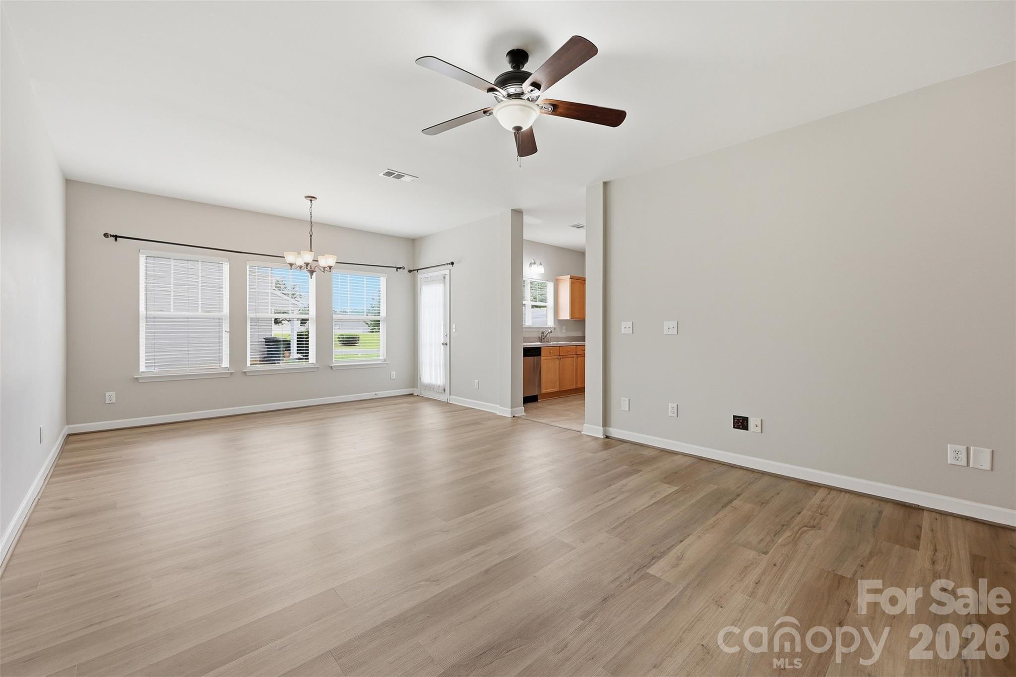 4613 Emily Place Property Photo 6
