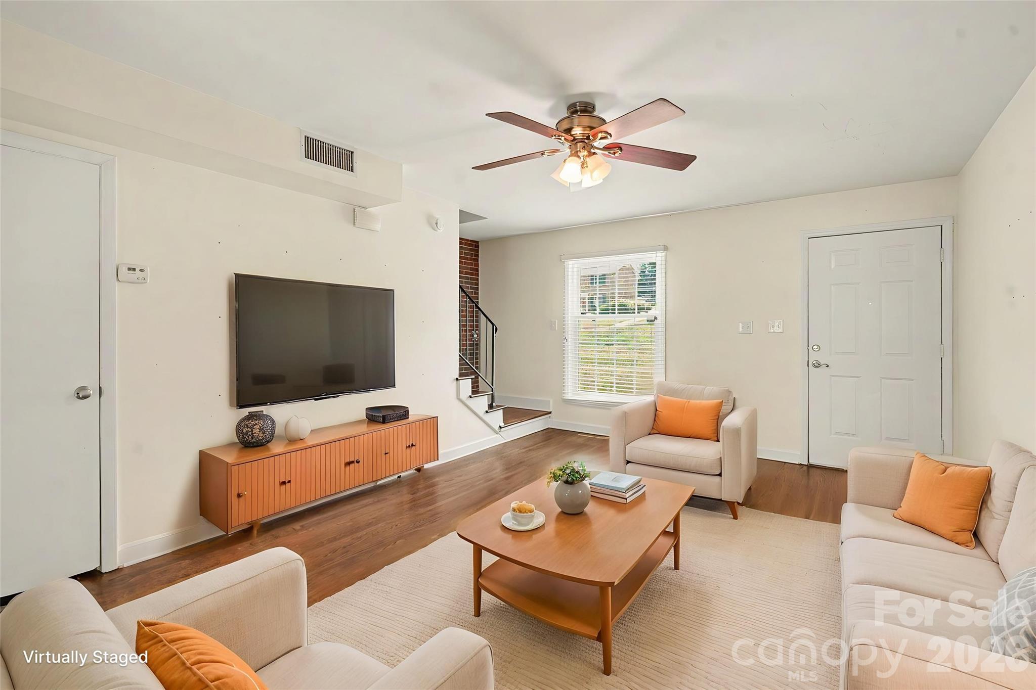 4333 Hathaway Street Property Photo 5