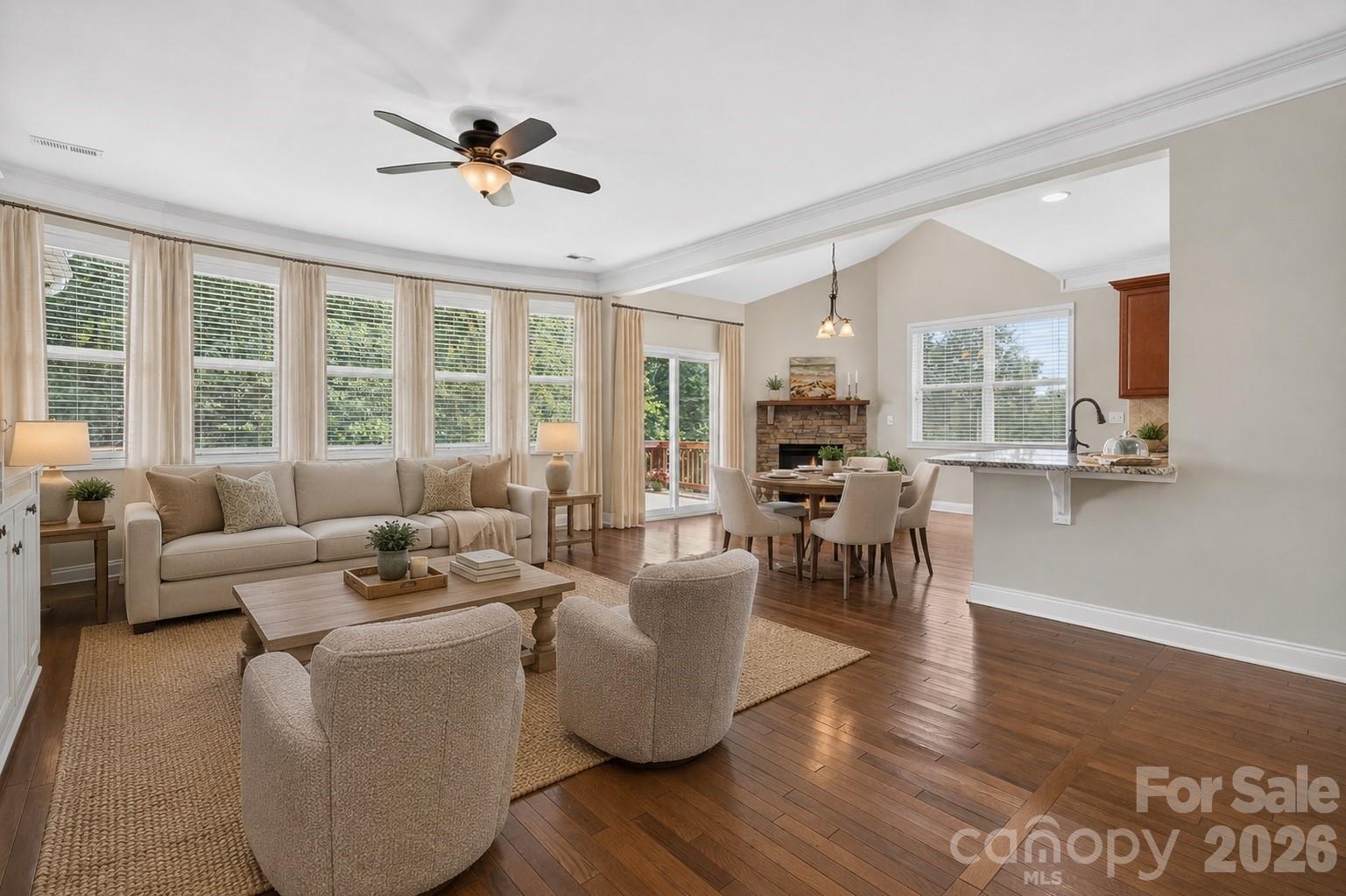 6405 Alba Rose Lane Property Photo 4