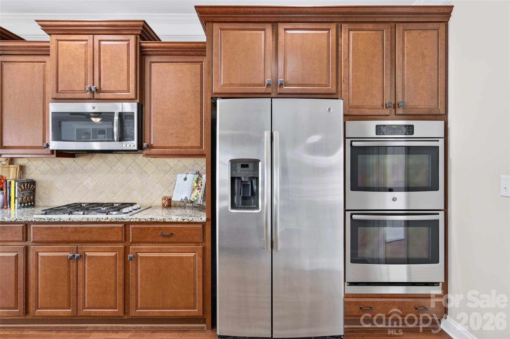 6405 Alba Rose Lane Property Photo 12