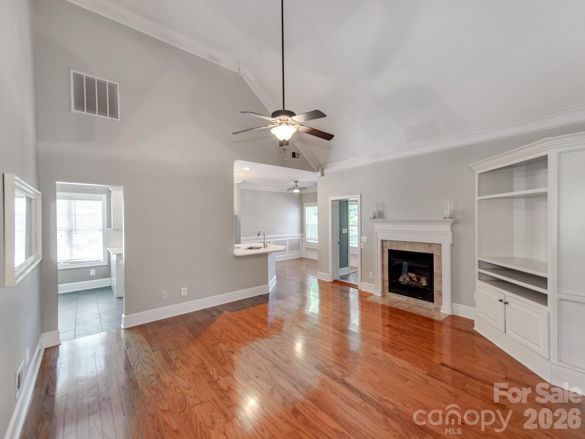 783 Sloan Street Property Photo 4