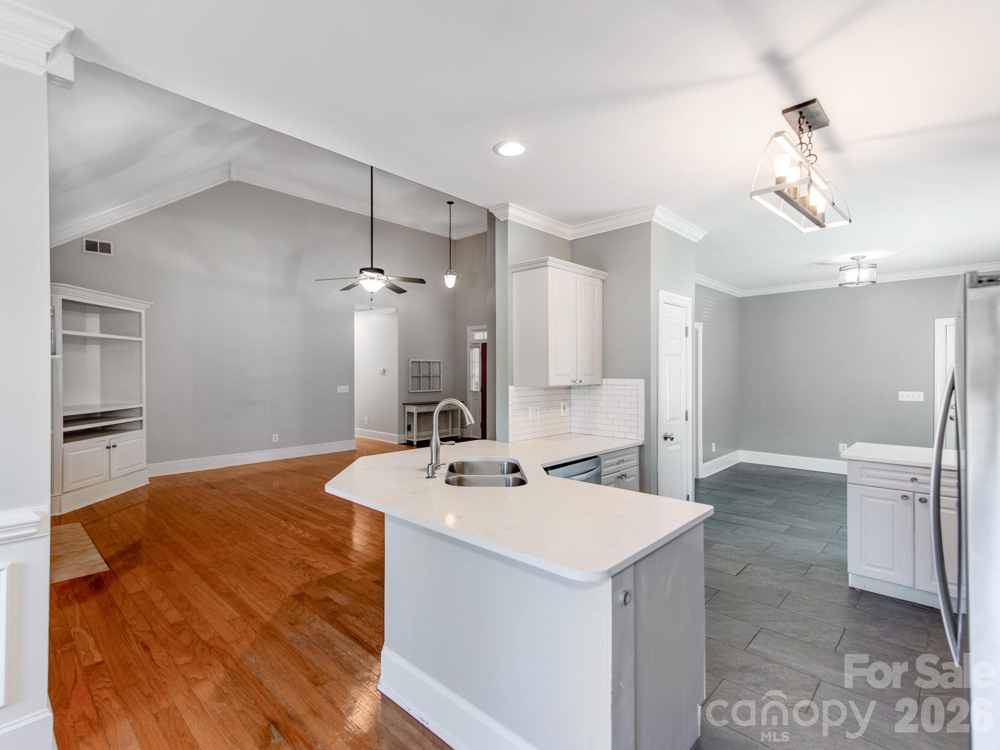 783 Sloan Street Property Photo 6